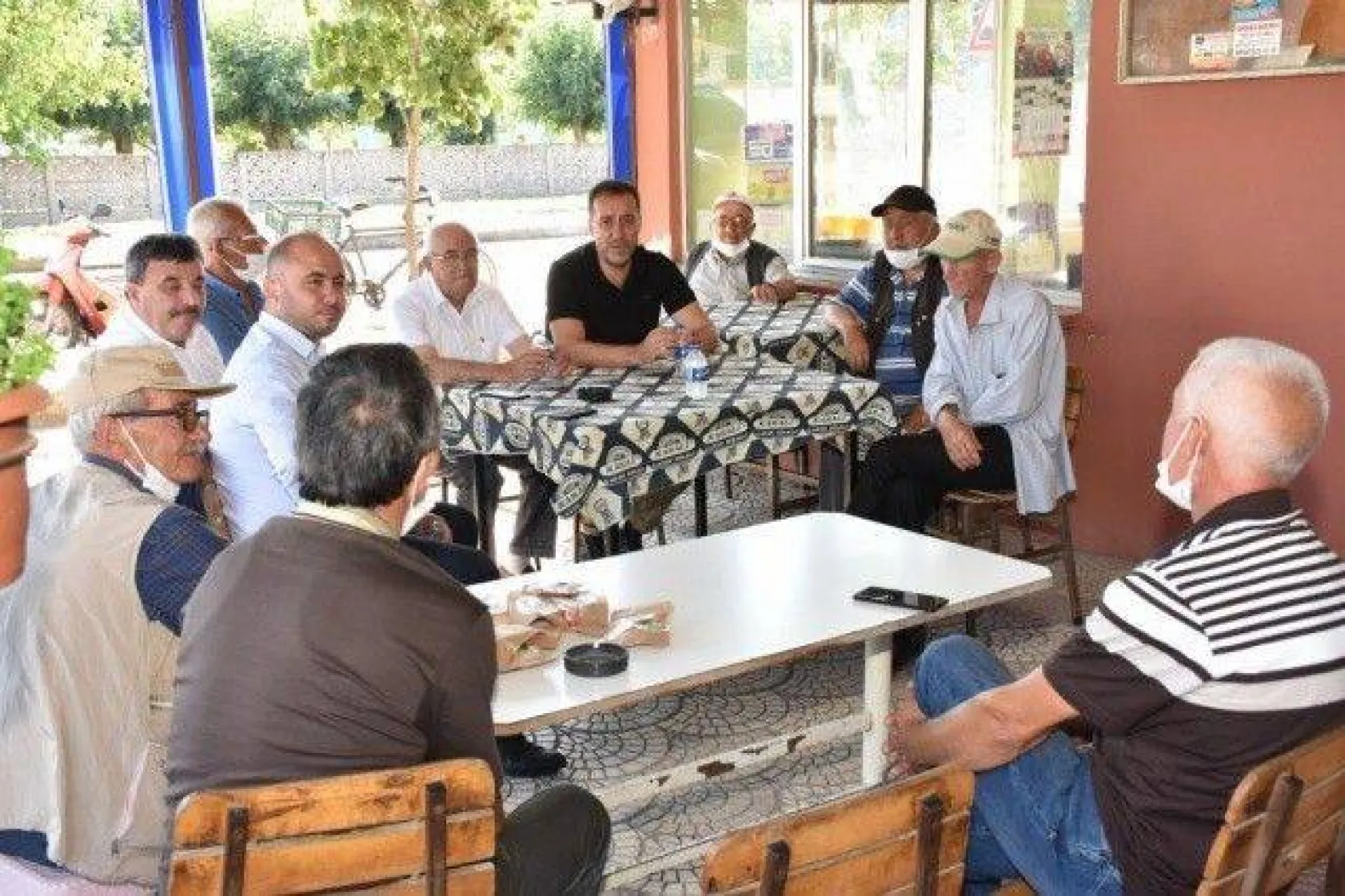 Başkan Yılmaz bayramı vatandaşlarla birlikte geçirdi