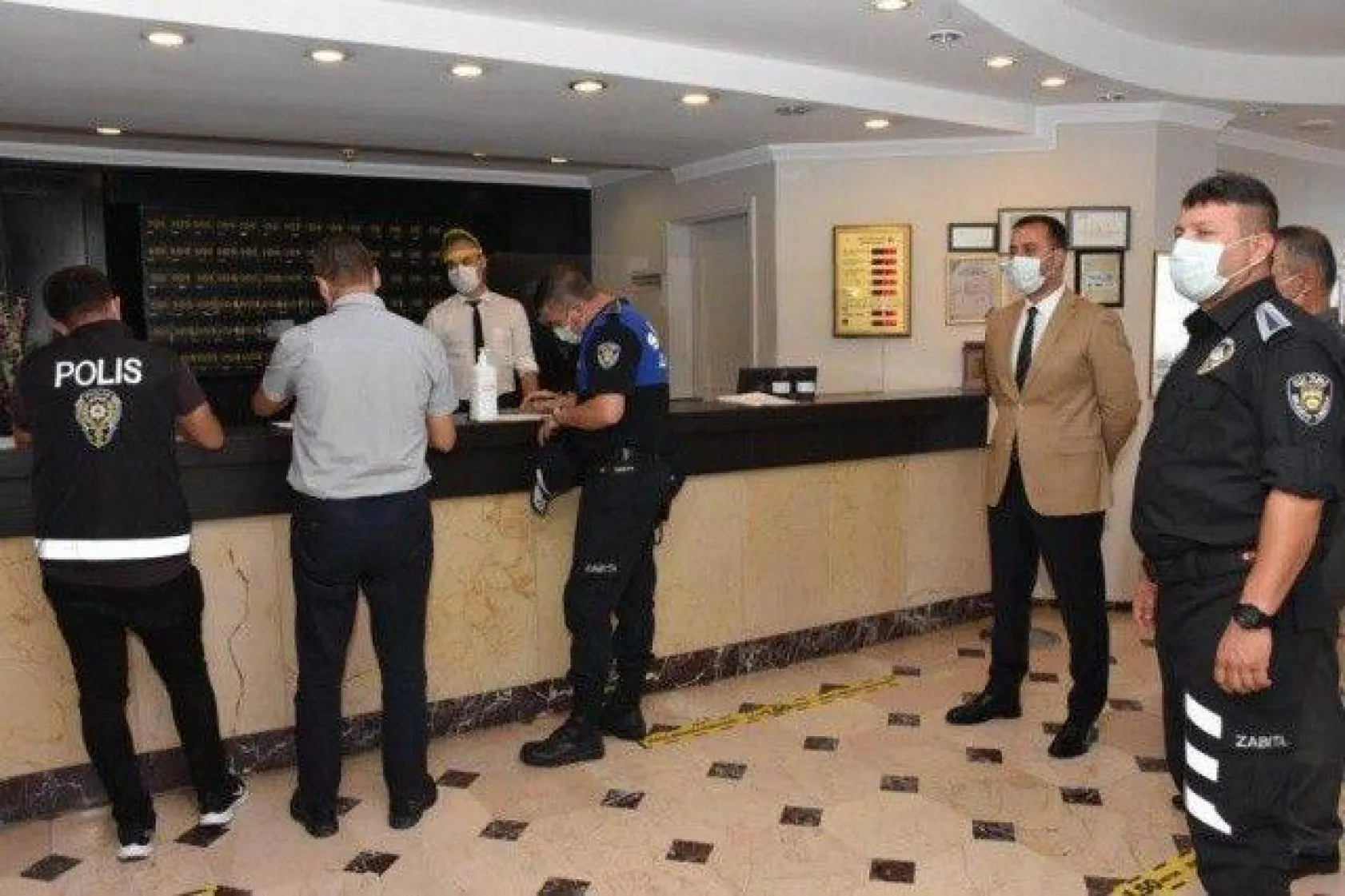 Başkan Yılmaz Kovid-19 Denetimine Katıldı