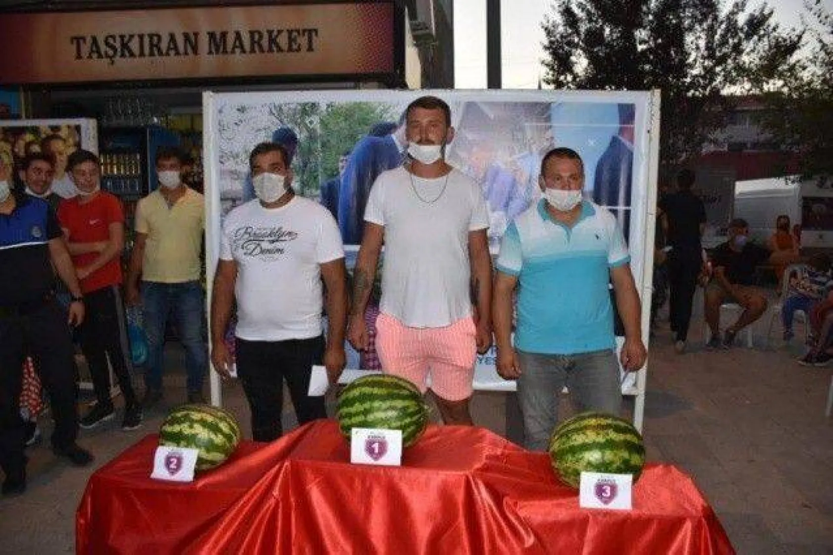 Silivri Kadıköy'de En İyi Karpuz Üreticileri Yarıştı