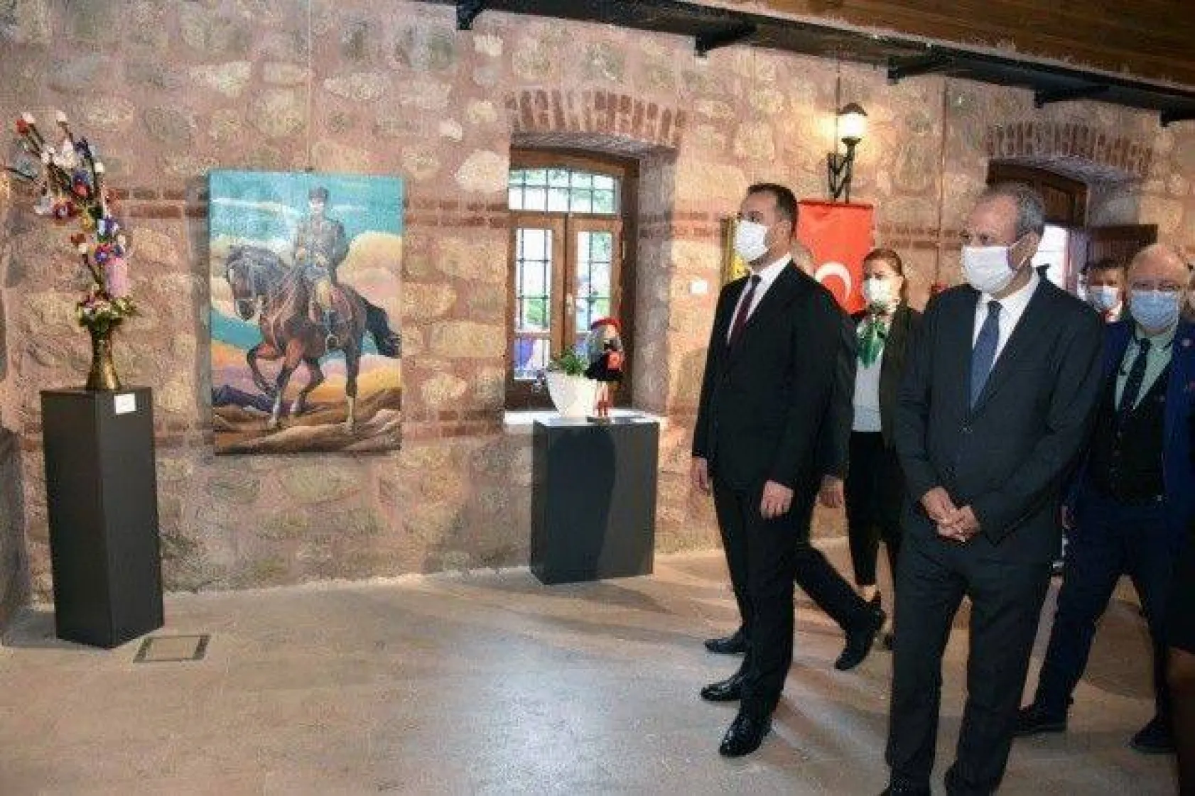 29 Ekim Kutlamaları Çelenk Sunumu ile Başladı