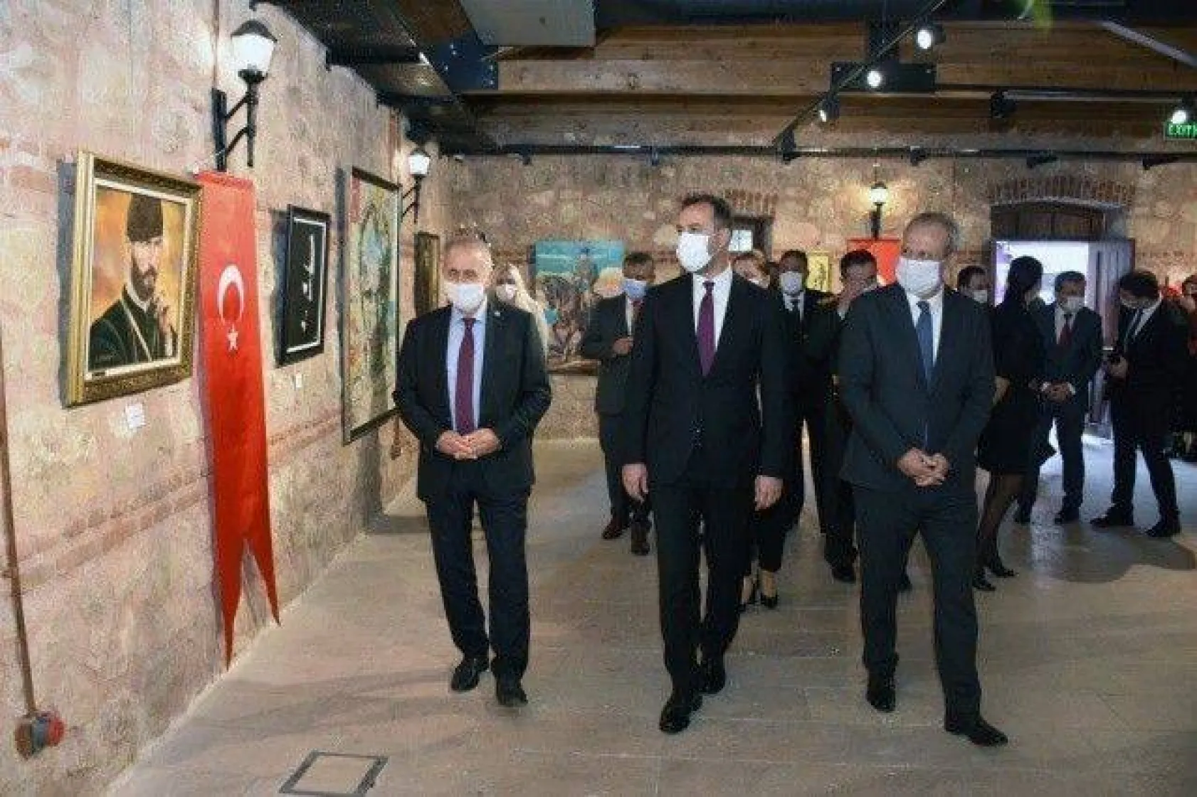 29 Ekim Kutlamaları Çelenk Sunumu ile Başladı