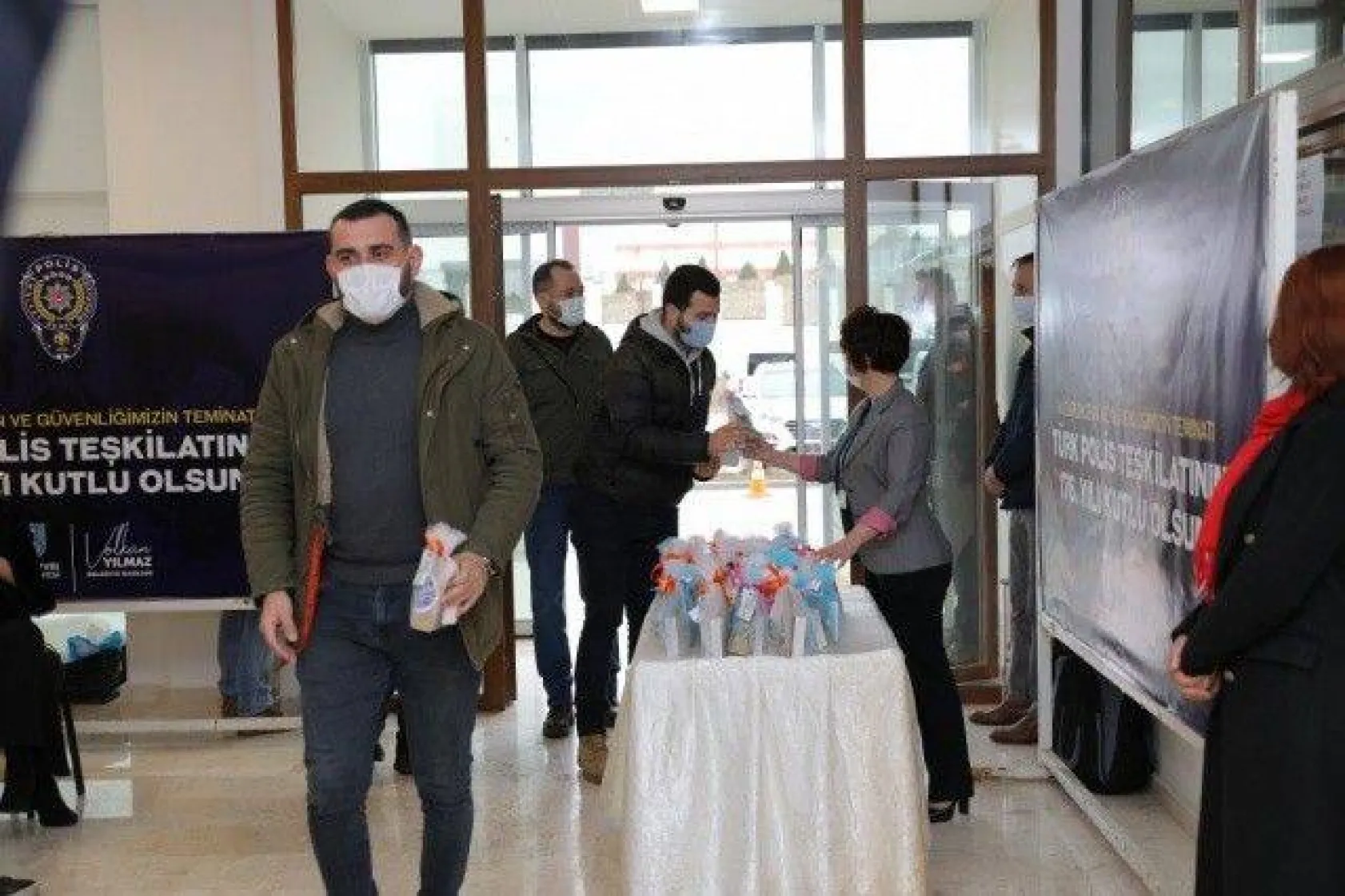 Silivri Belediyesinden Polislere Anlamlı Sürpriz