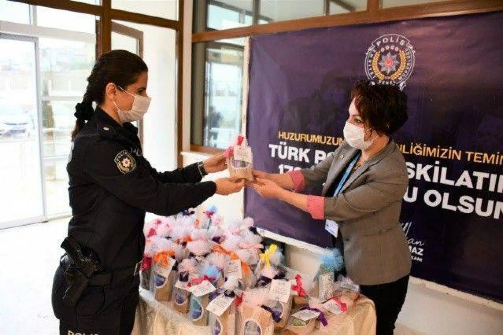 Silivri Belediyesinden Polislere Anlamlı Sürpriz