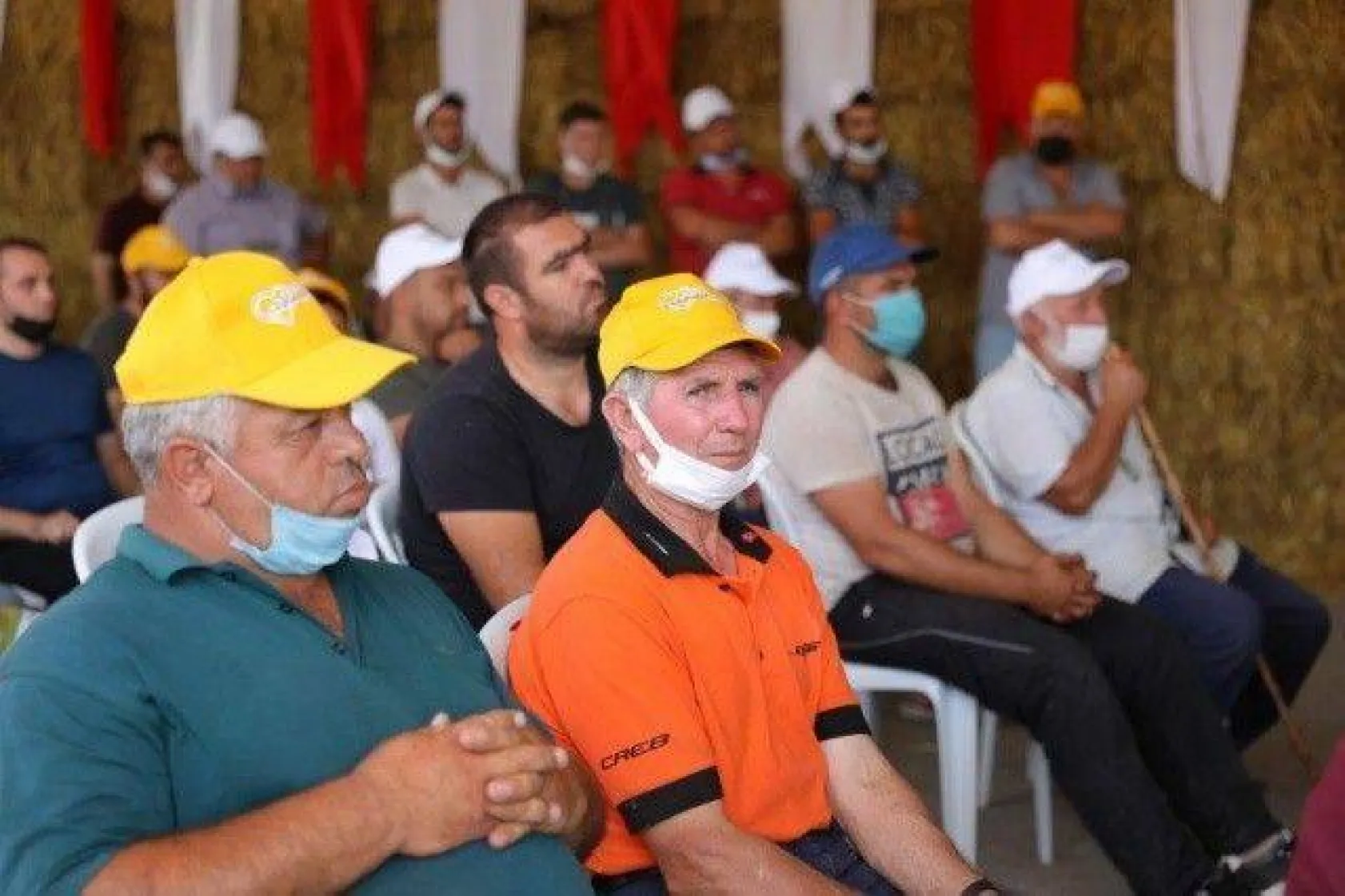 Silivri'de Coşkulu Saman Dağıtım Töreni