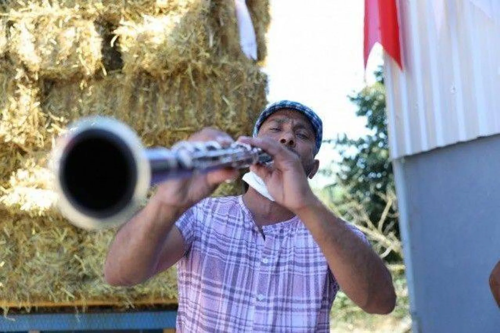 Silivri'de Coşkulu Saman Dağıtım Töreni