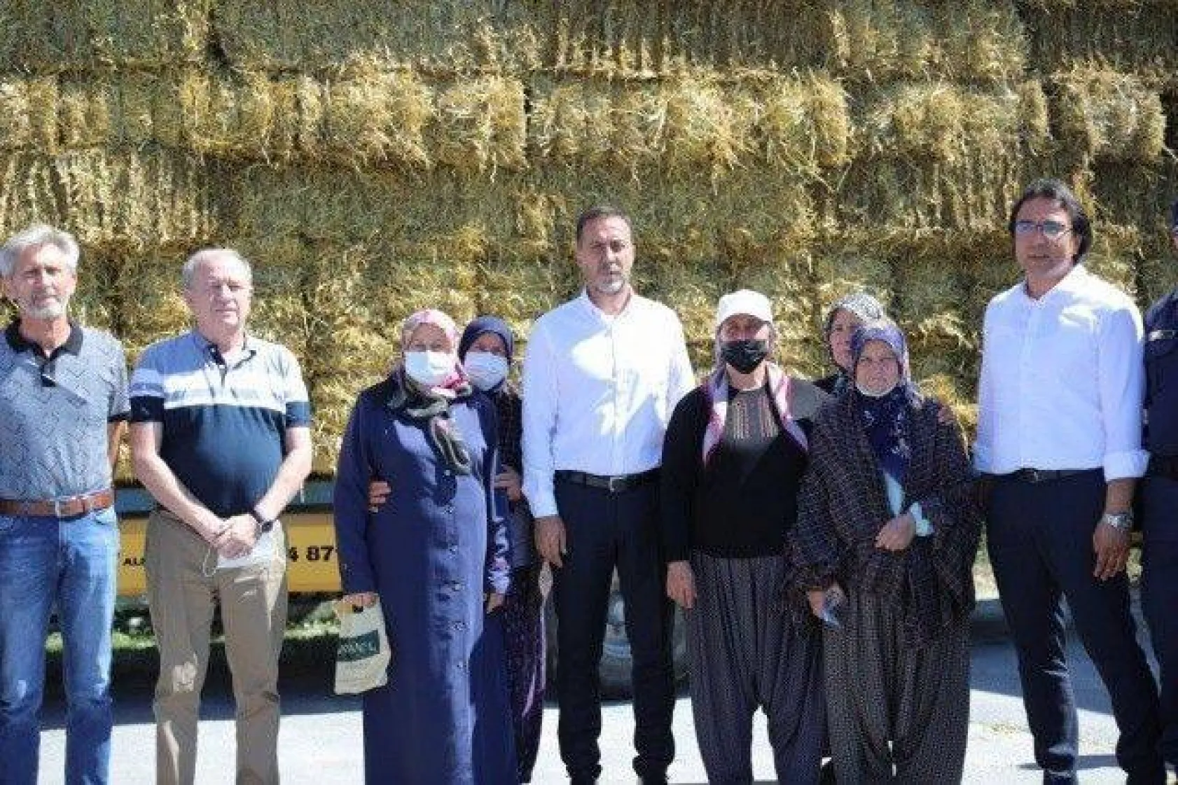Silivri'de Coşkulu Saman Dağıtım Töreni