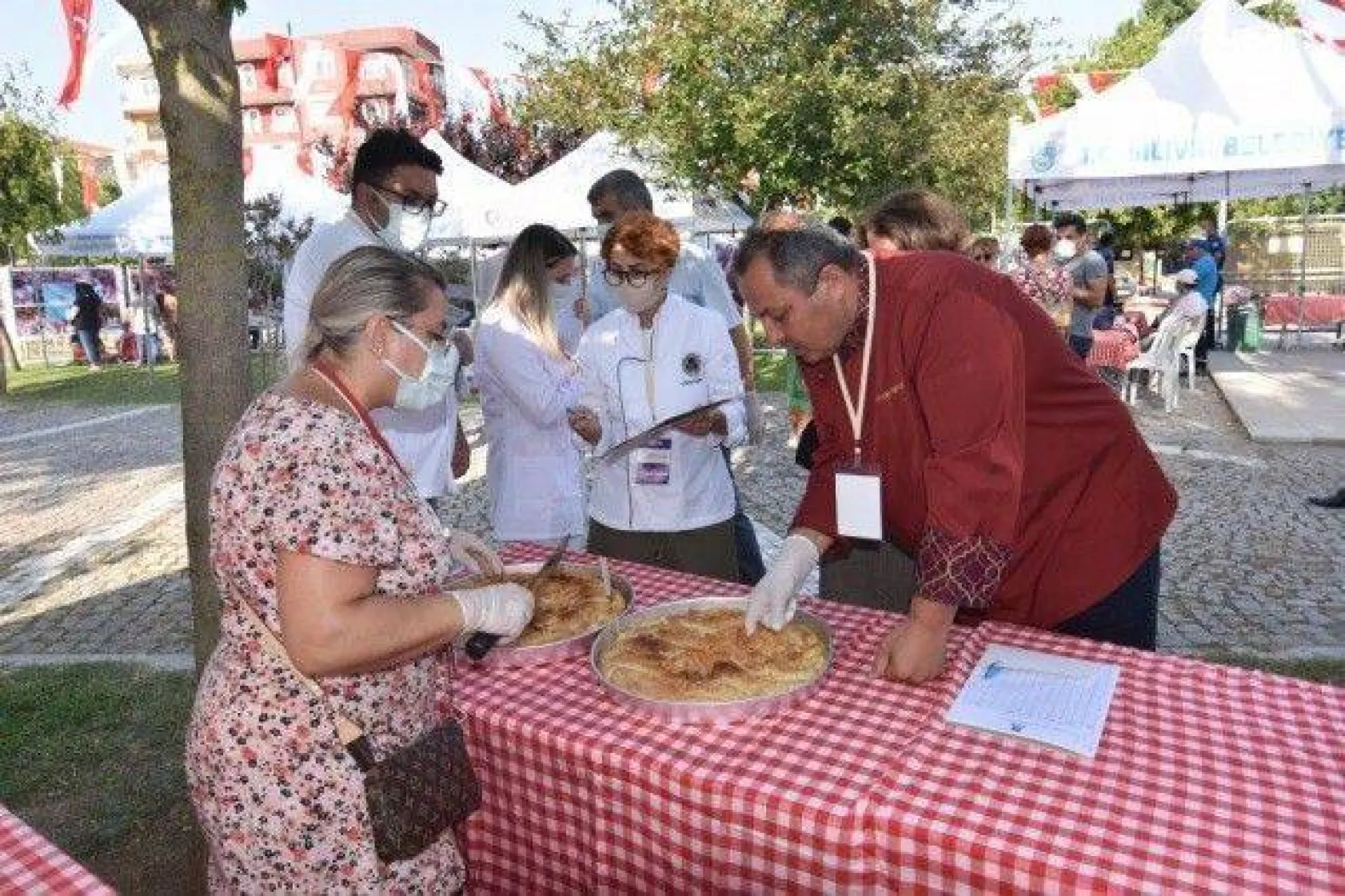 Ortaköy'de Börekler Yarıştı