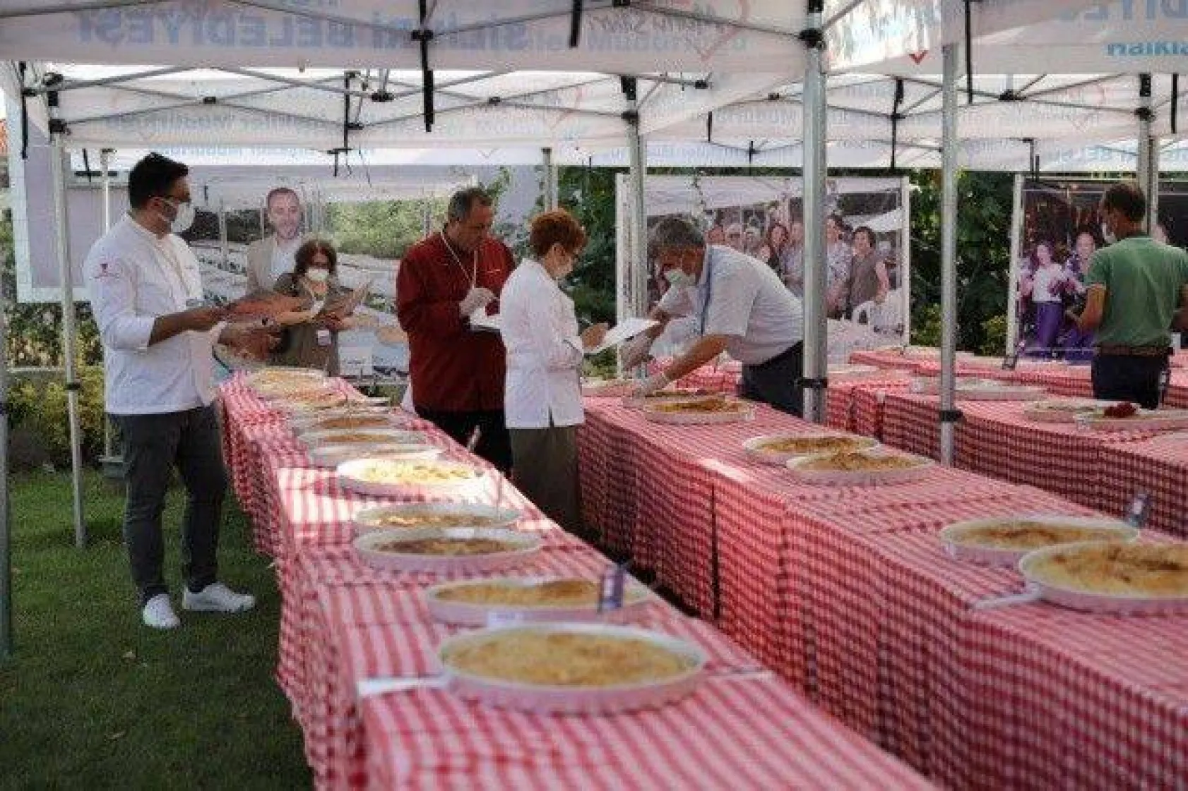 Ortaköy'de Börekler Yarıştı
