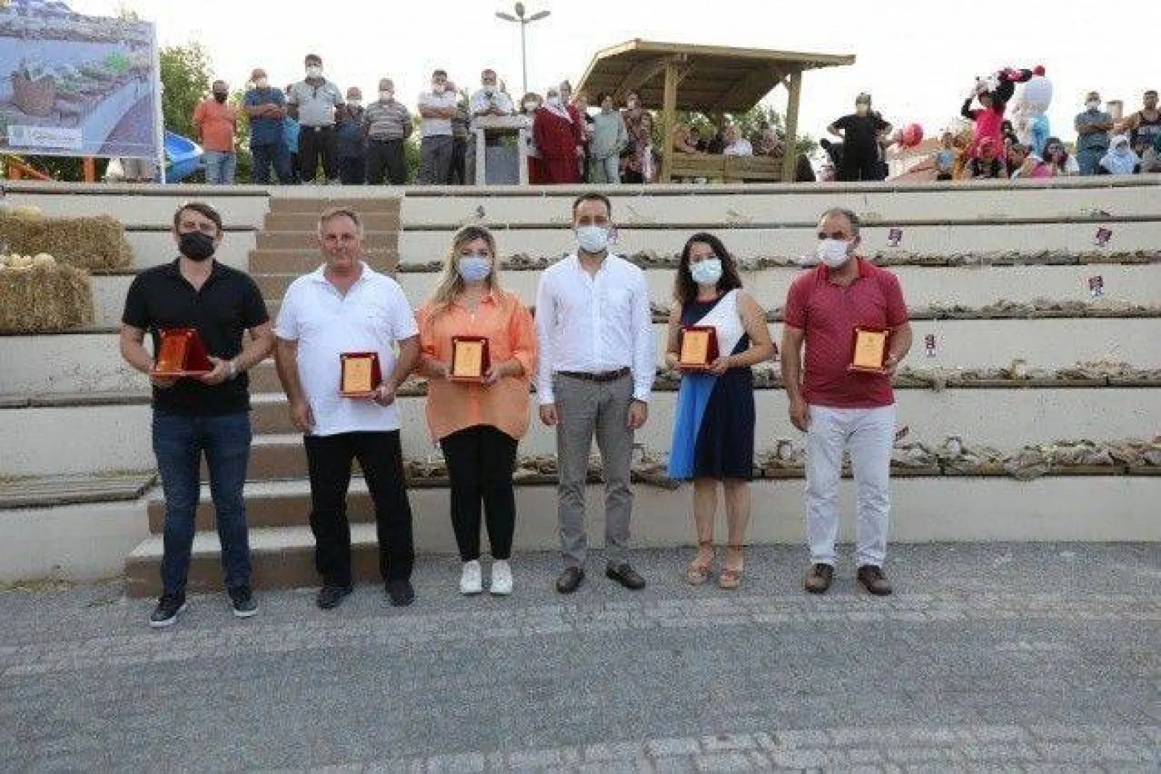 Selimpaşa'nın Kavunları ve Bamyaları Yarıştı