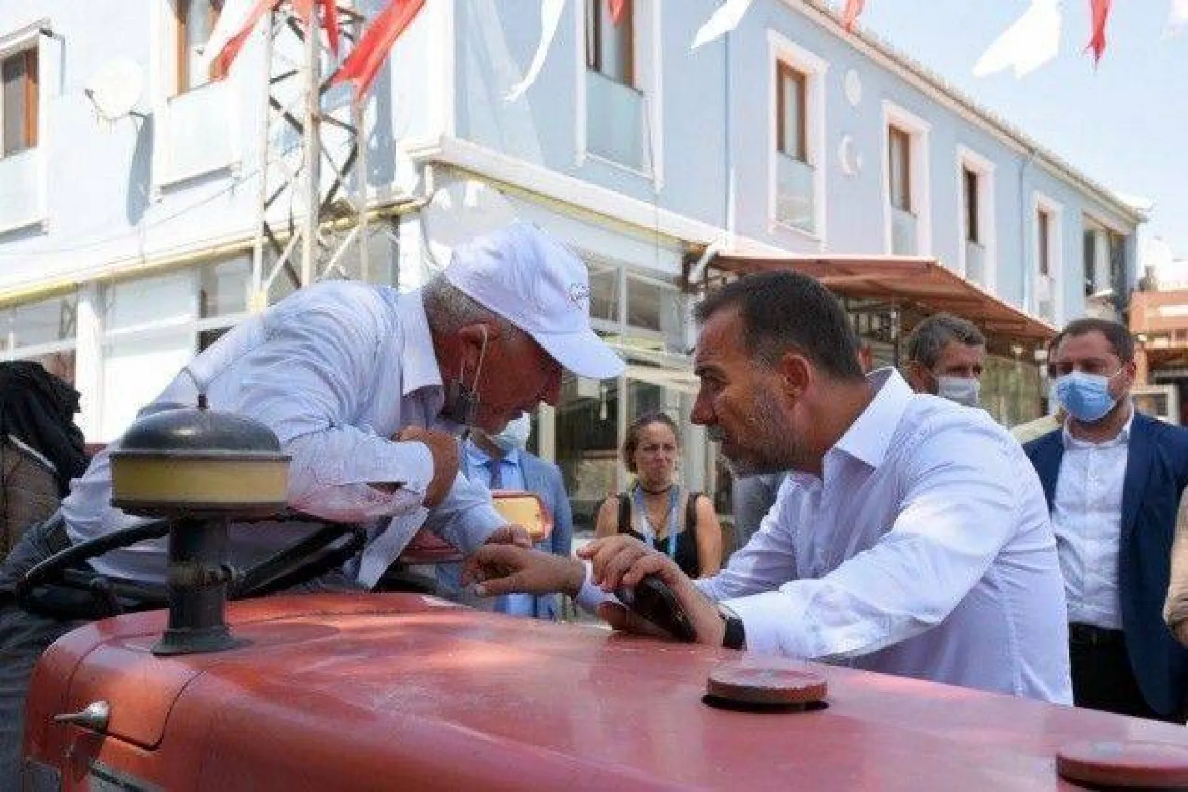 Gazitepeli Çiftçiler Tohumluk Arpalarına Kavuştu