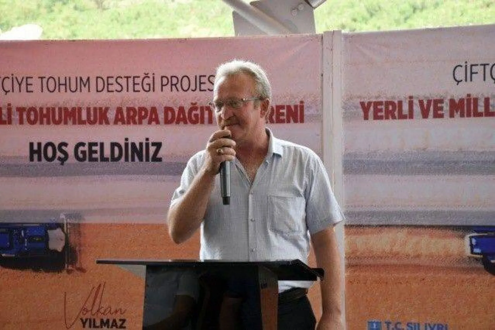 Çayırdere'de Ses Getiren Tohumluk Arpa Dağıtımı