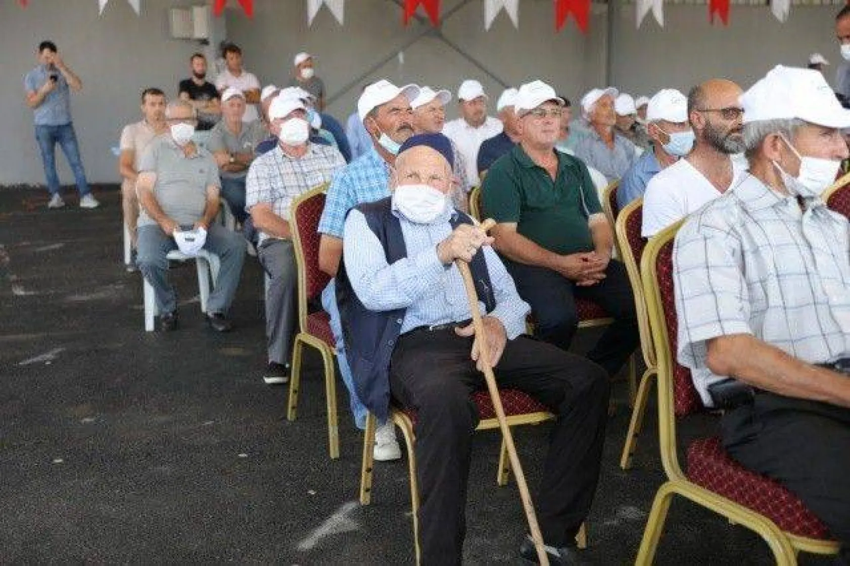 Çayırdere'de Ses Getiren Tohumluk Arpa Dağıtımı