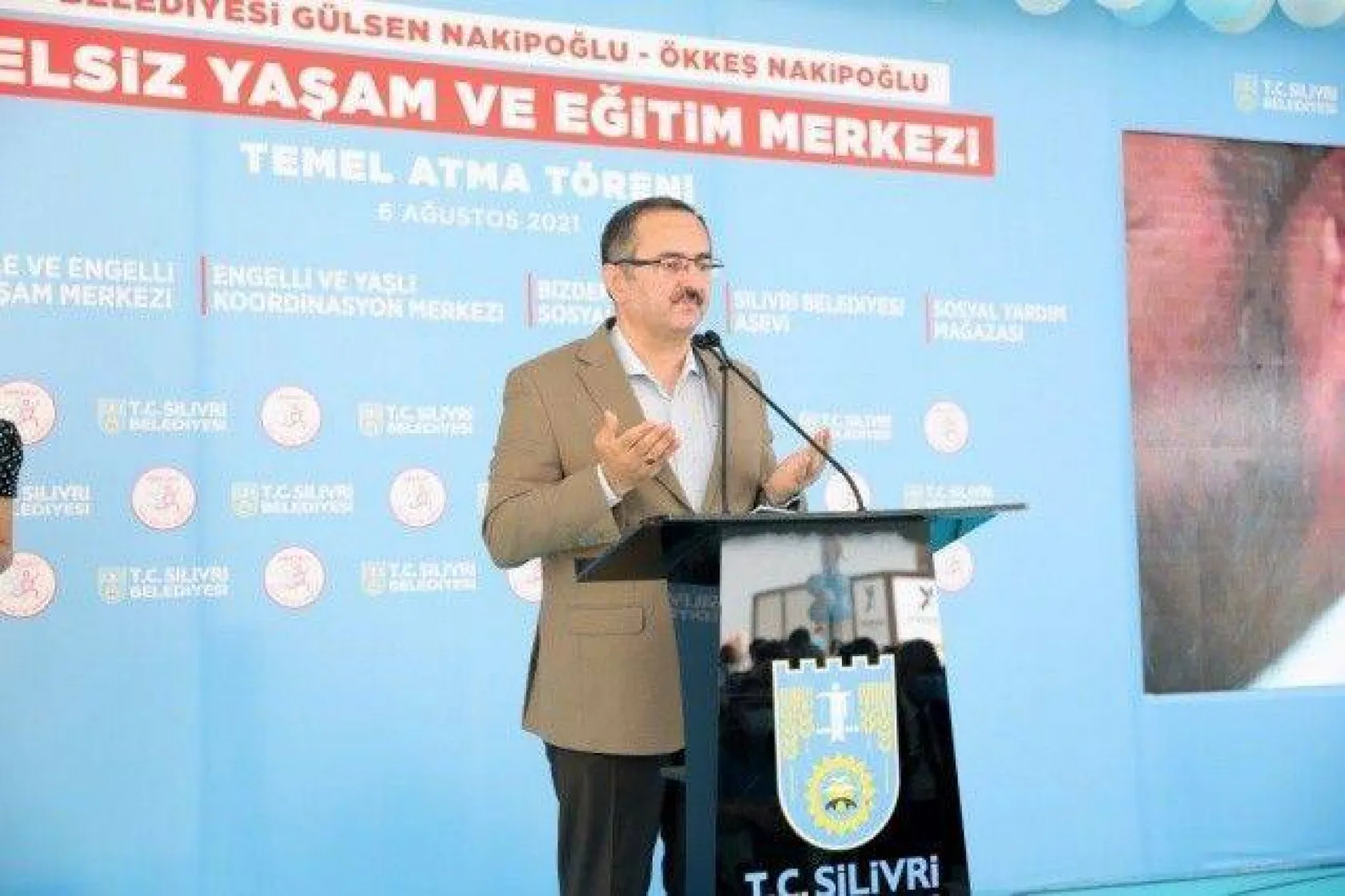 Engelsiz Yaşam ve Eğitim Merkezine Görkemli Temel Atma Töreni