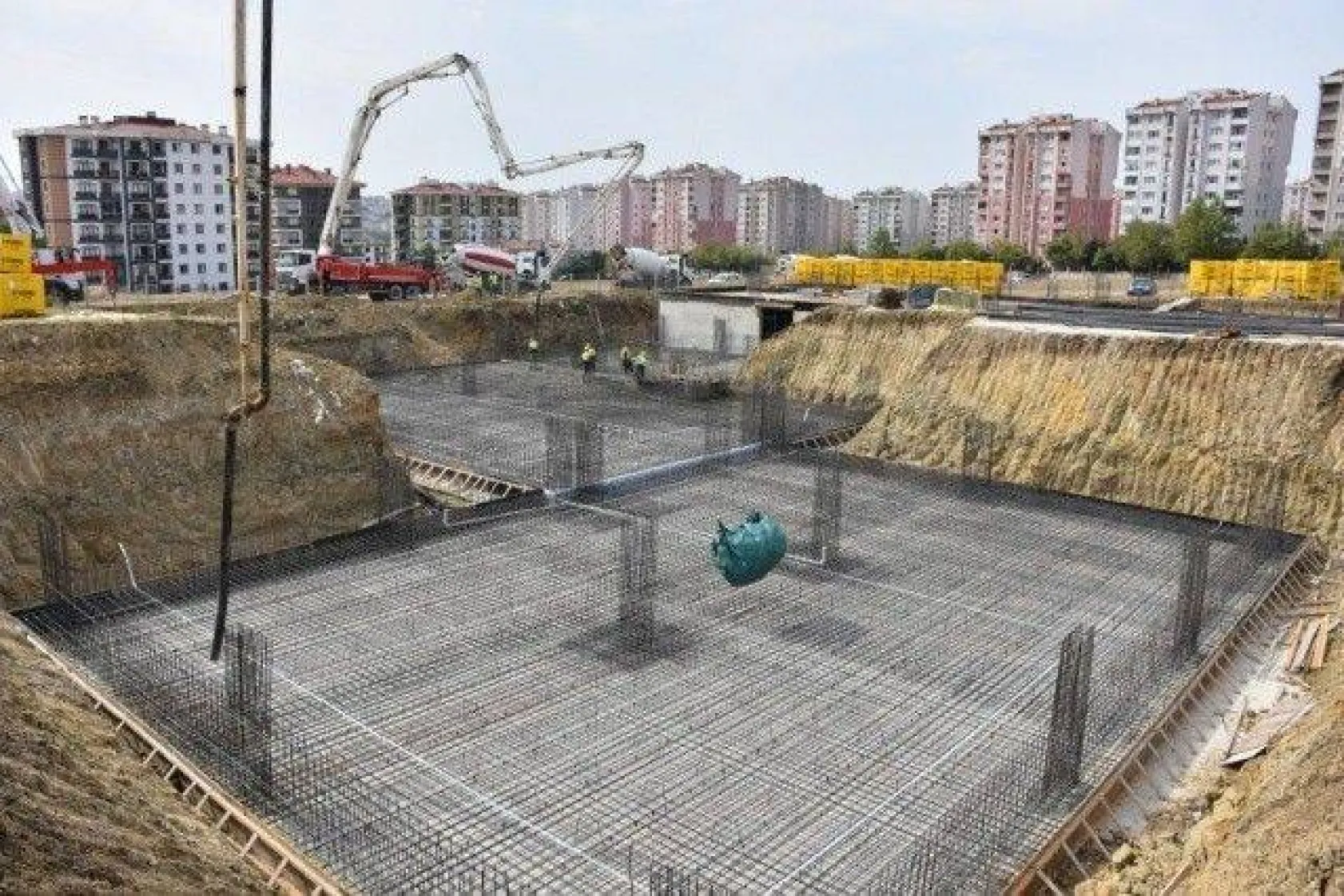 Engelsiz Yaşam ve Eğitim Merkezine Görkemli Temel Atma Töreni