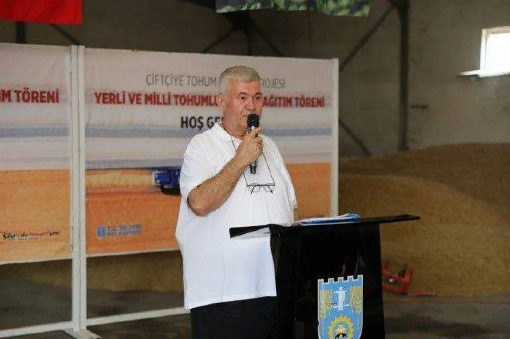 Fener Mahallesi'nde Tohumluk Arpa Coşkusu