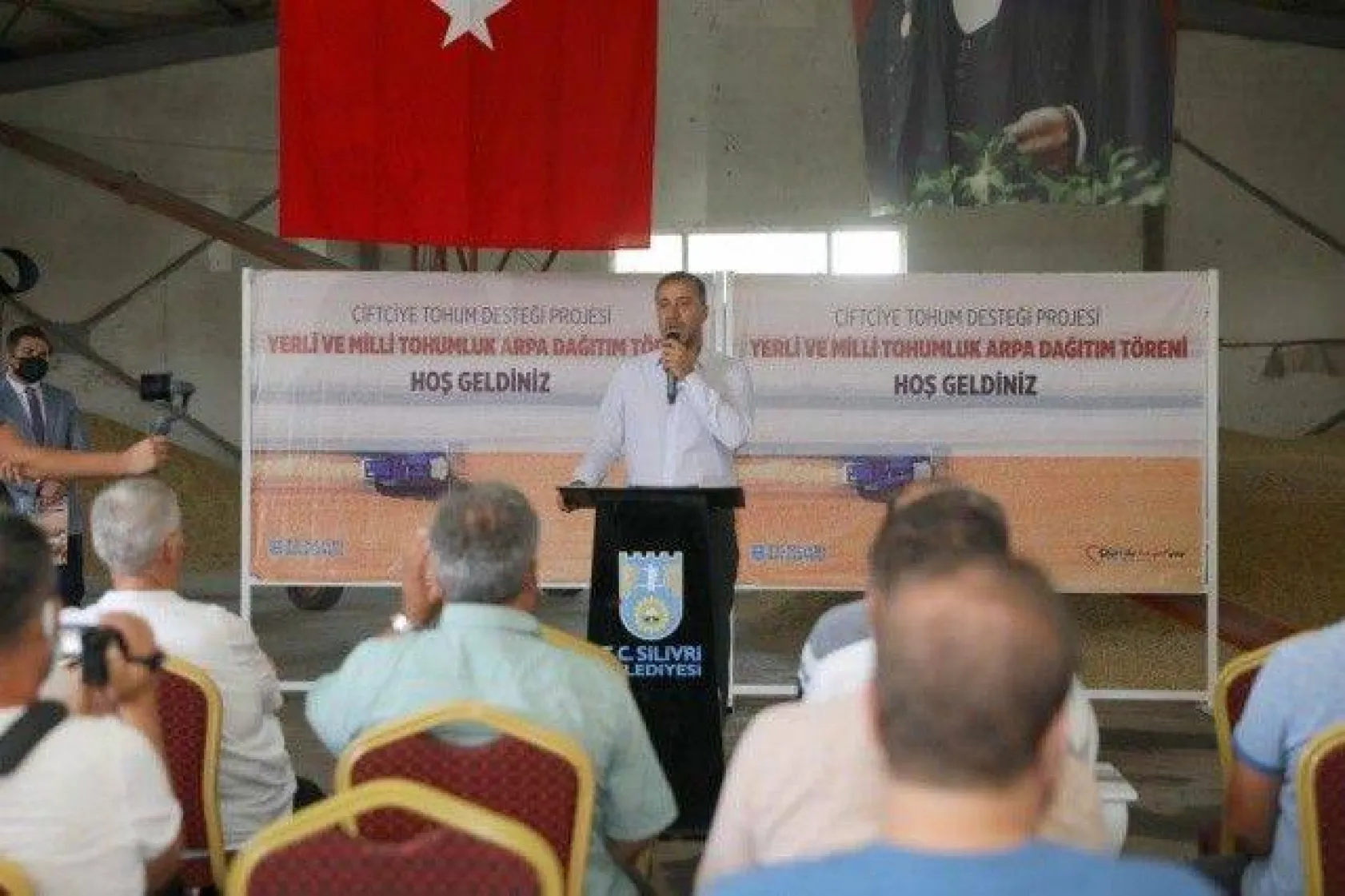 Fener Mahallesi'nde Tohumluk Arpa Coşkusu