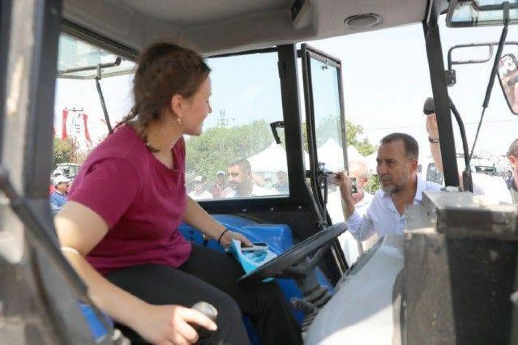 Kurfallı'da Üreticiler Tohumluk Arpa Sevinci Yaşadı