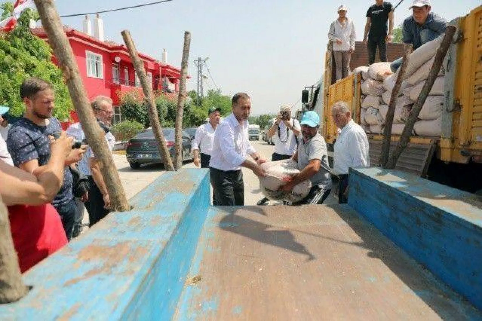 Bekirli Çiftçisi Tohumluk Arpalarına Kavuştu