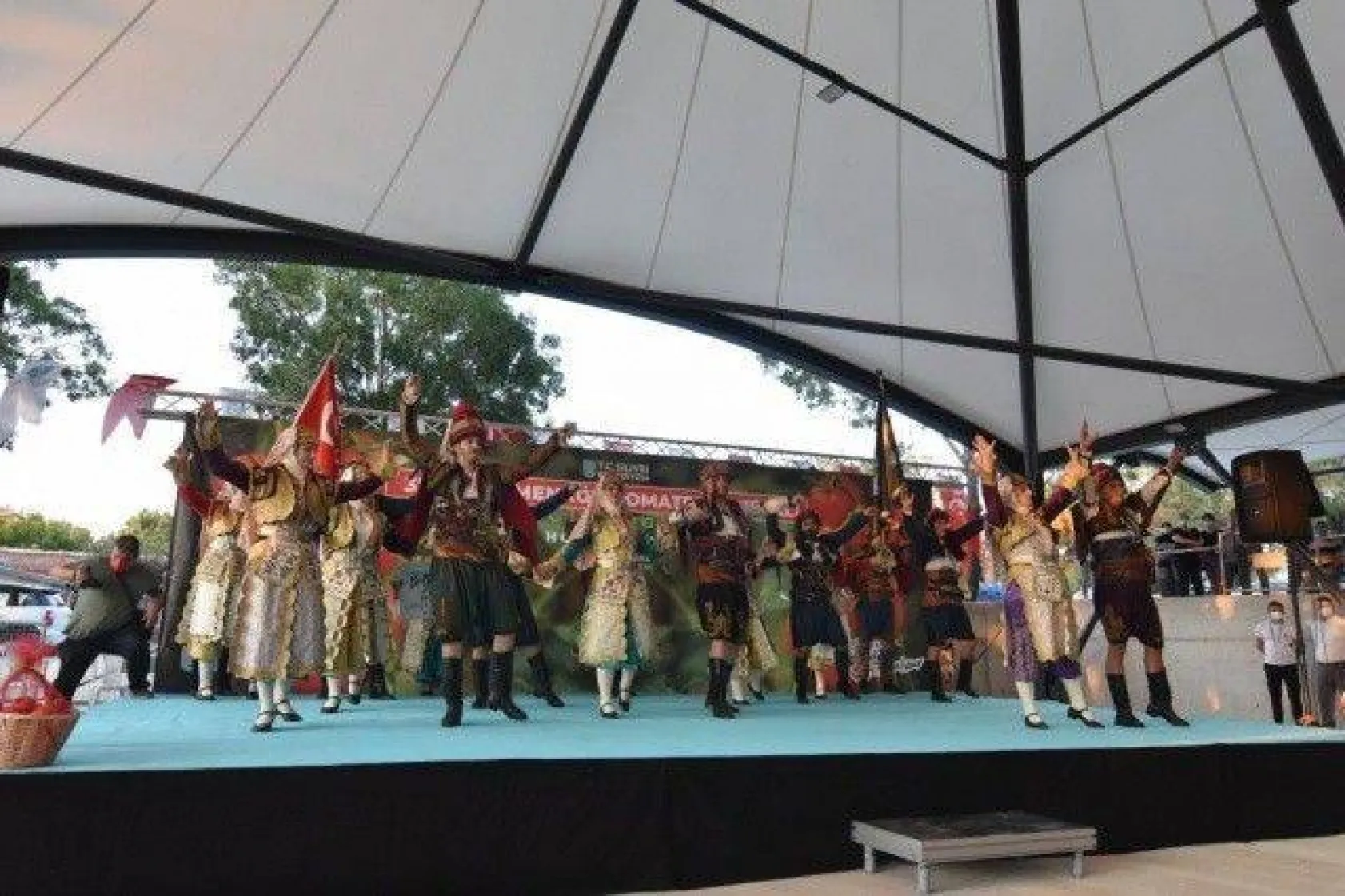 Değirmenköy'de Domatesler Yarıştı