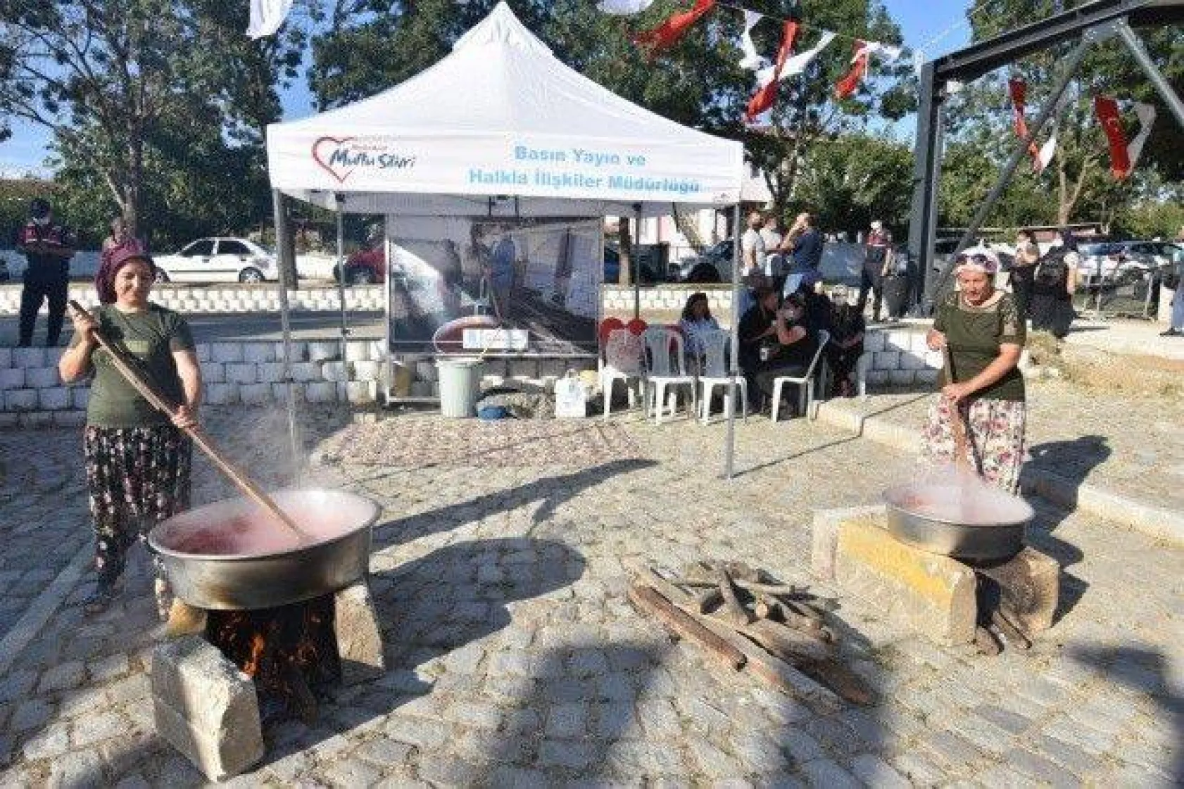 Değirmenköy'de Domatesler Yarıştı