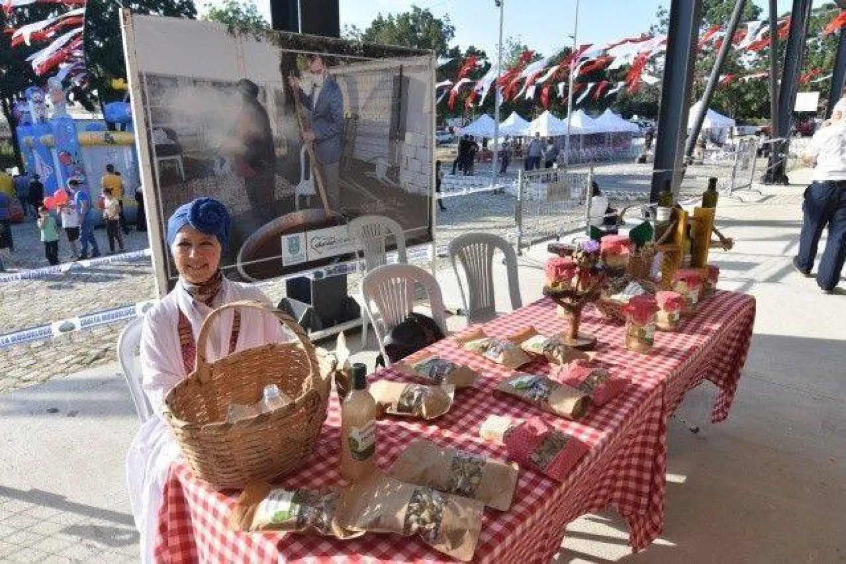 Değirmenköy'de Domatesler Yarıştı
