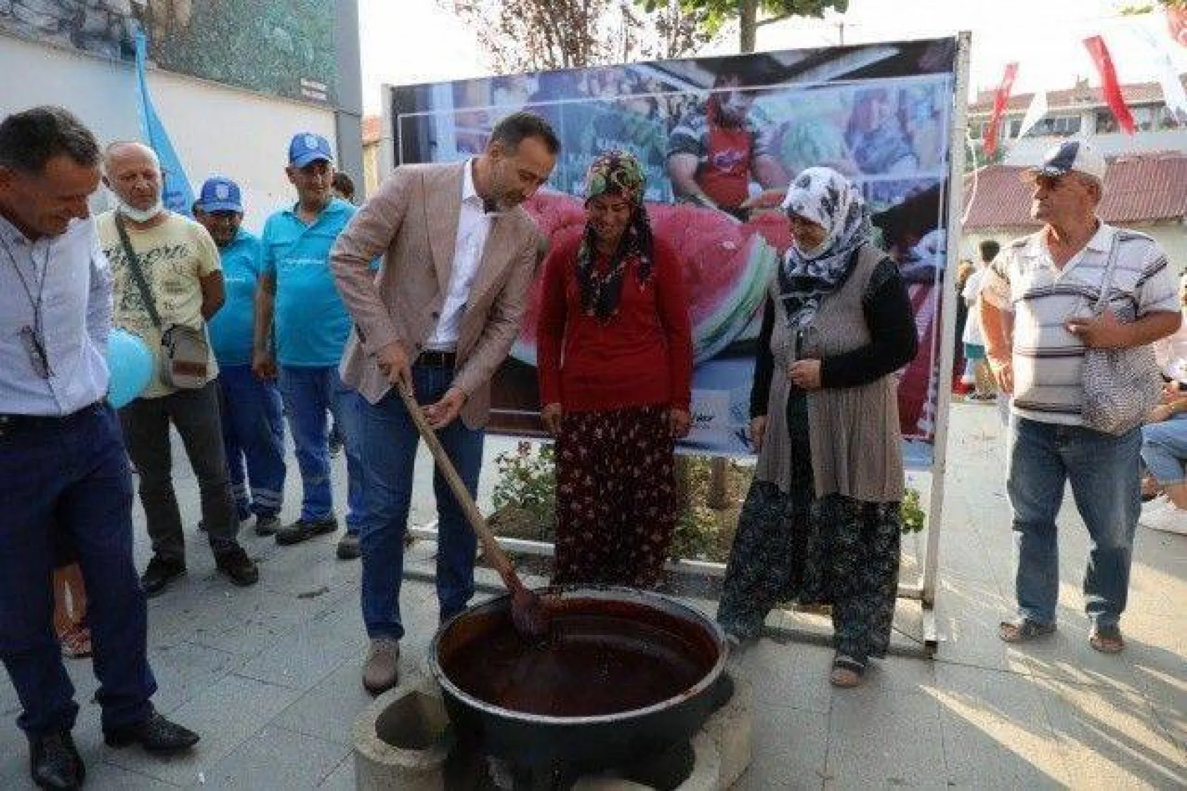Kadıköy'de Karpuz Ziyafeti