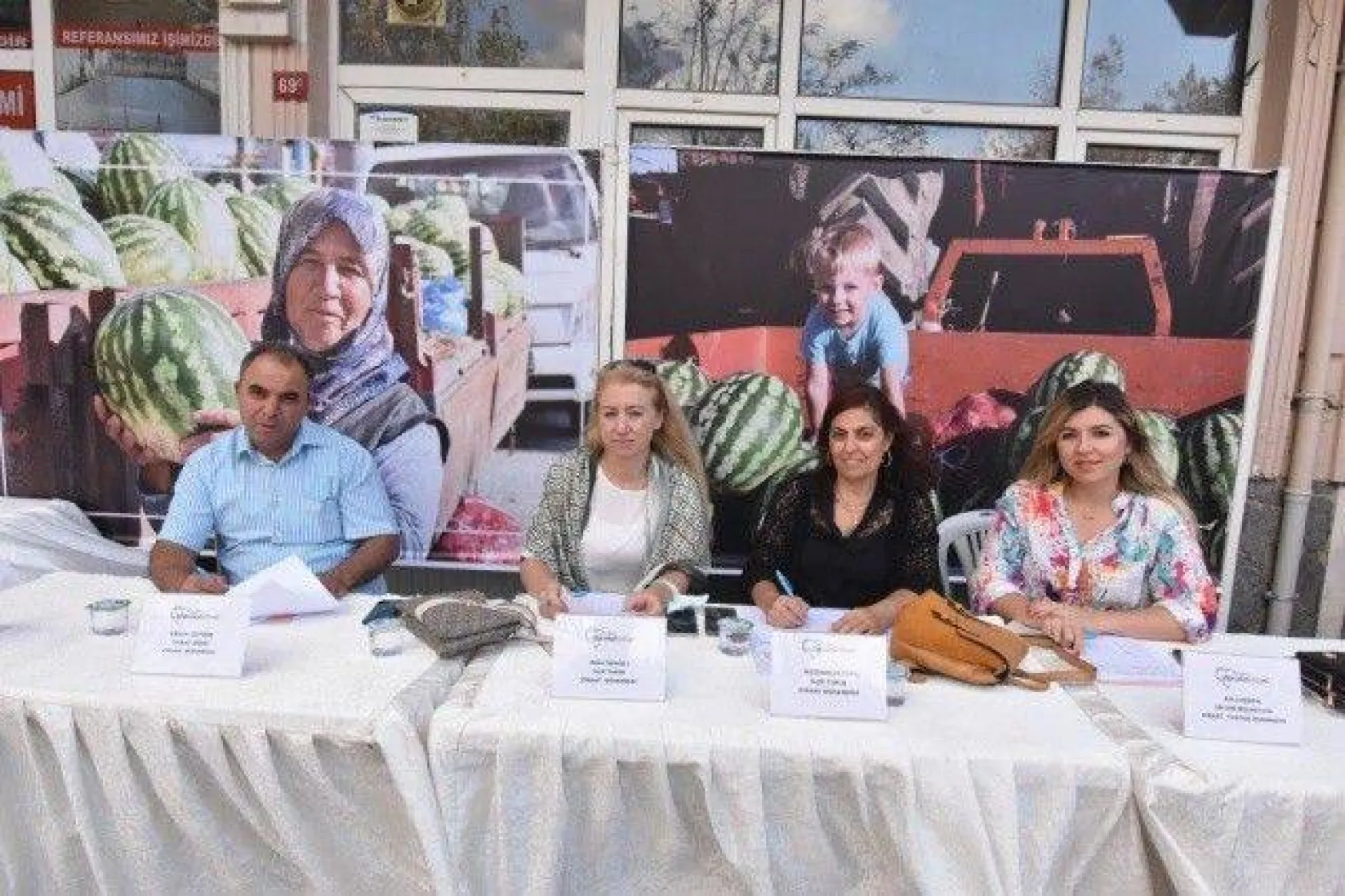 Kadıköy'de Karpuz Ziyafeti