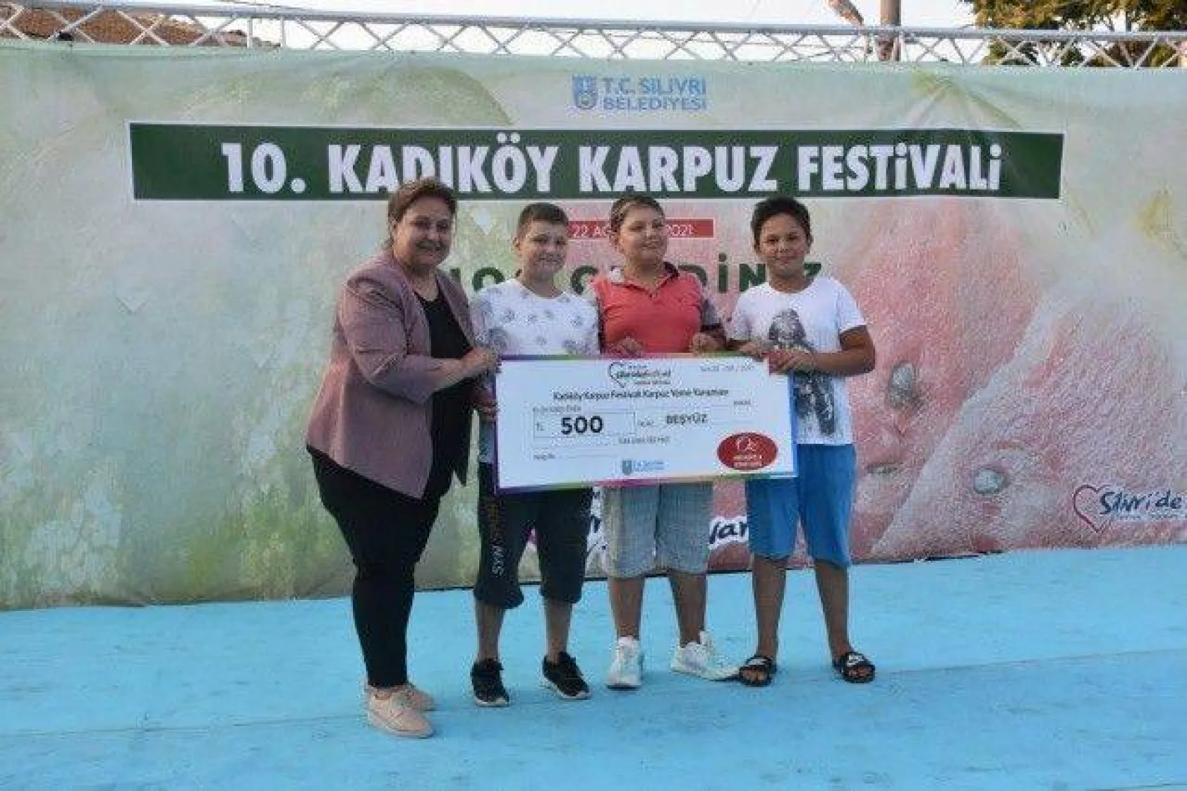 Kadıköy'de Karpuz Ziyafeti