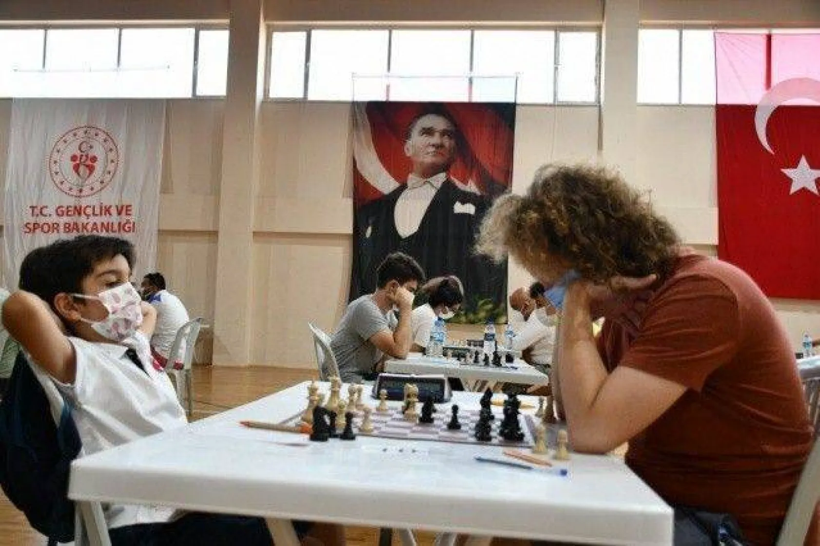 Ödüllü Turnuvalar Çekişmeli Mücadelelere Sahne Oluyor