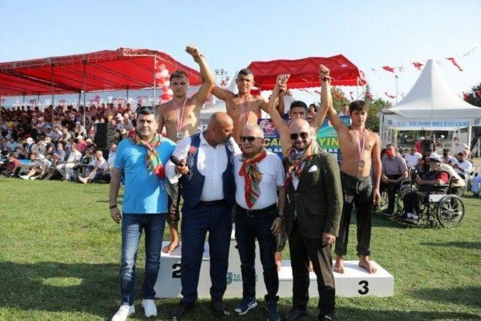 Silivri Er Meydanında Çatırtı Koptu