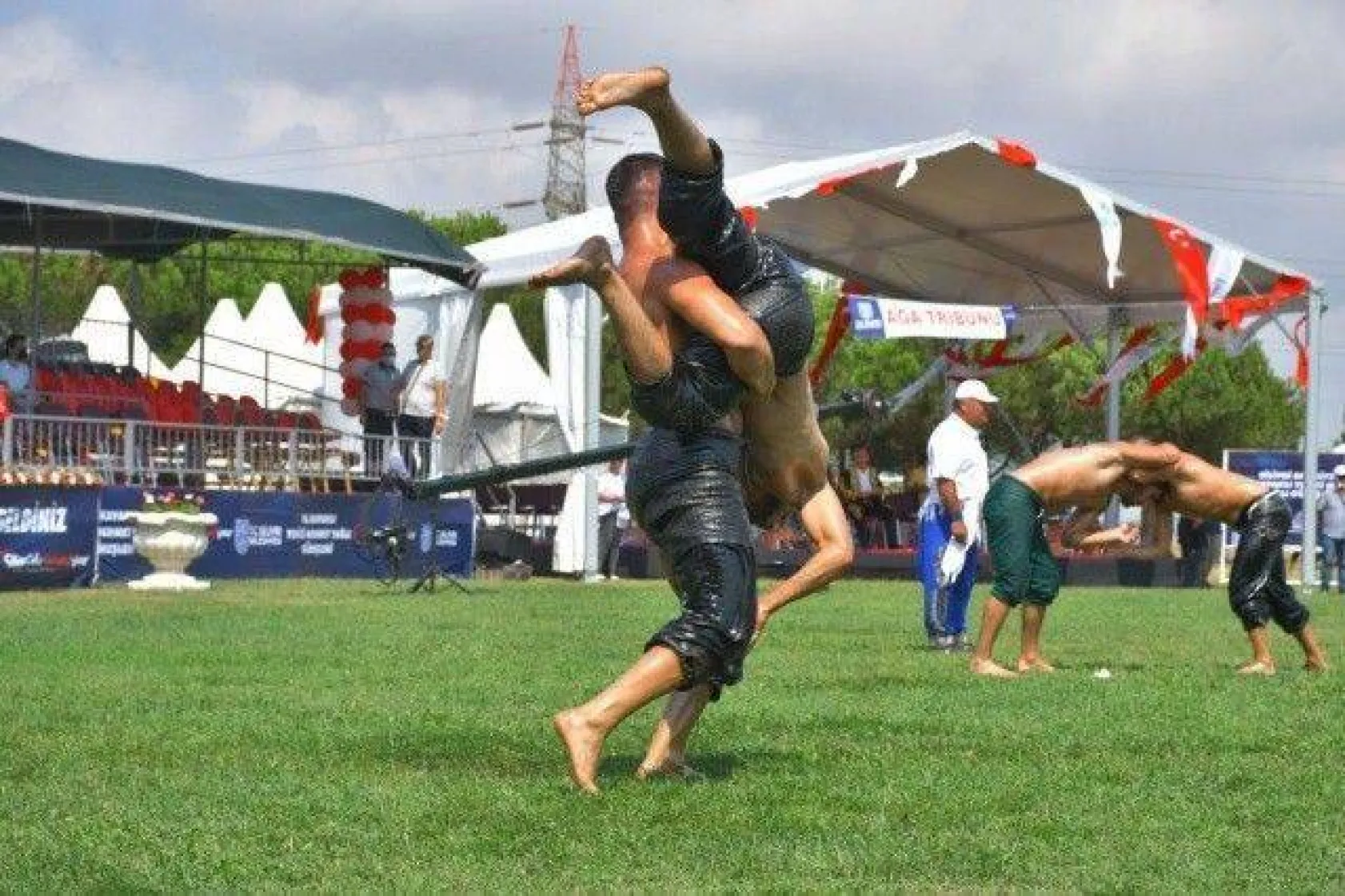 Silivri Er Meydanında Çatırtı Koptu