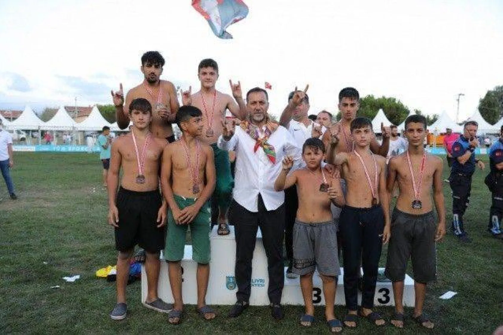 Silivri Er Meydanında Çatırtı Koptu