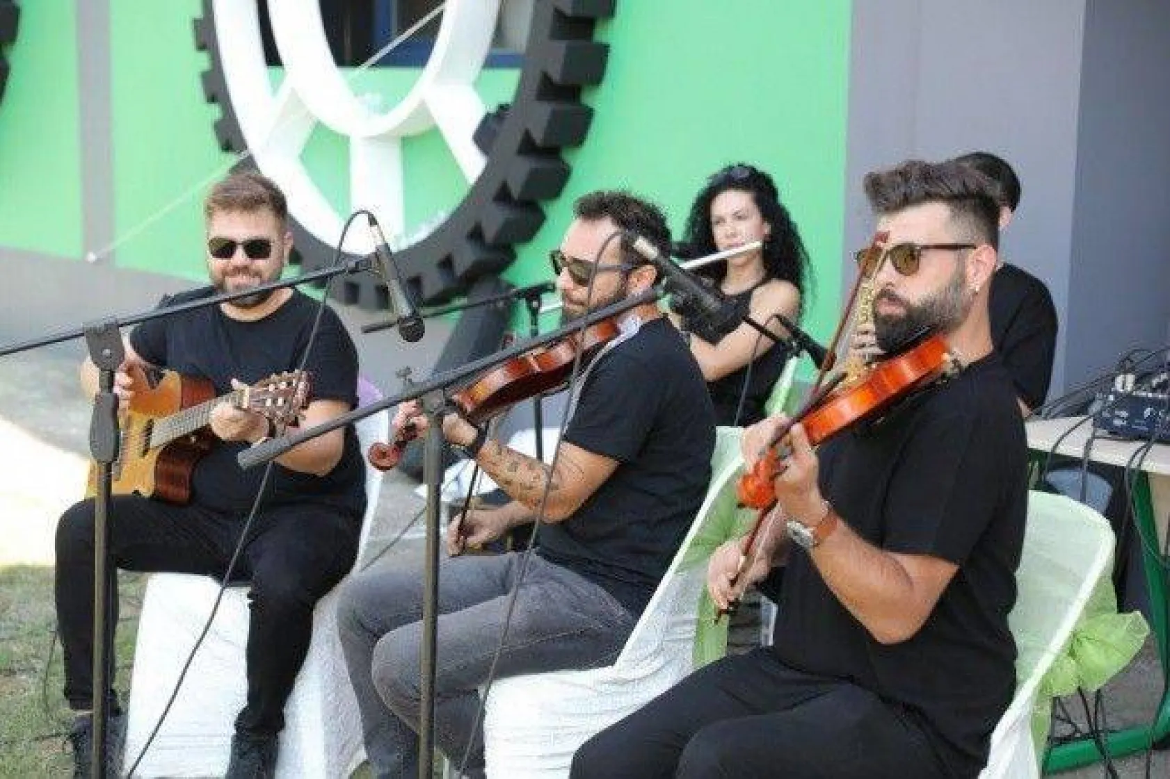 TÜRAM Lisesi'nde Mezuniyet Coşkusu