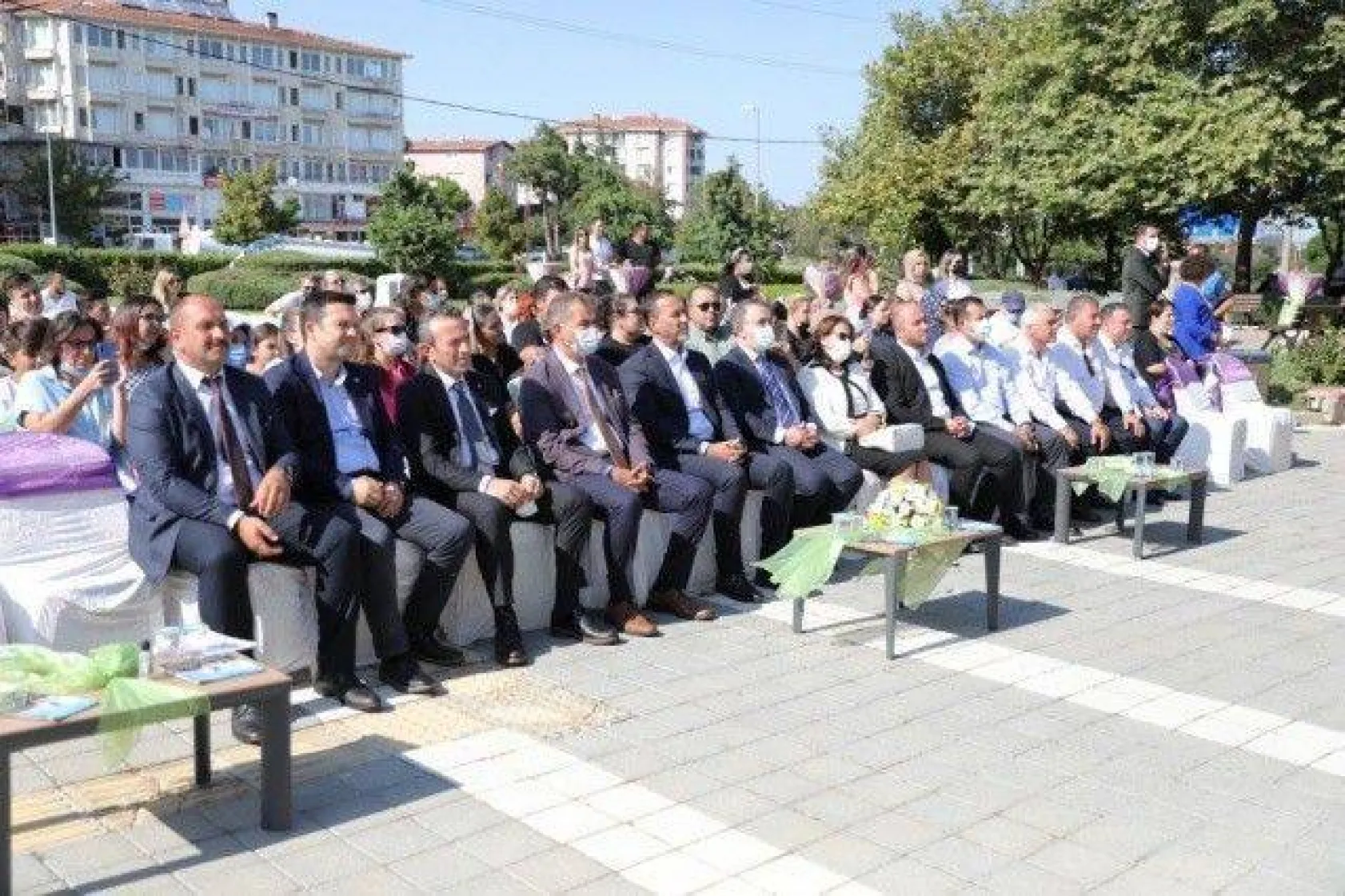 TÜRAM Lisesi'nde Mezuniyet Coşkusu