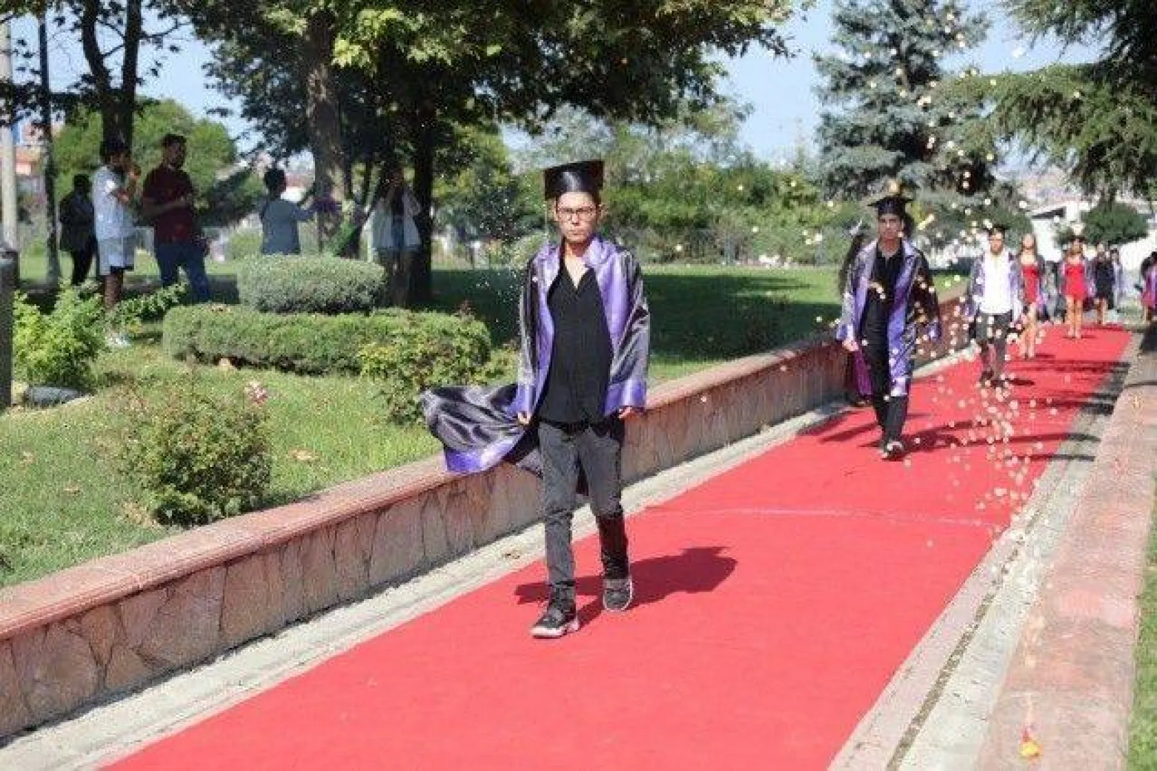 TÜRAM Lisesi'nde Mezuniyet Coşkusu