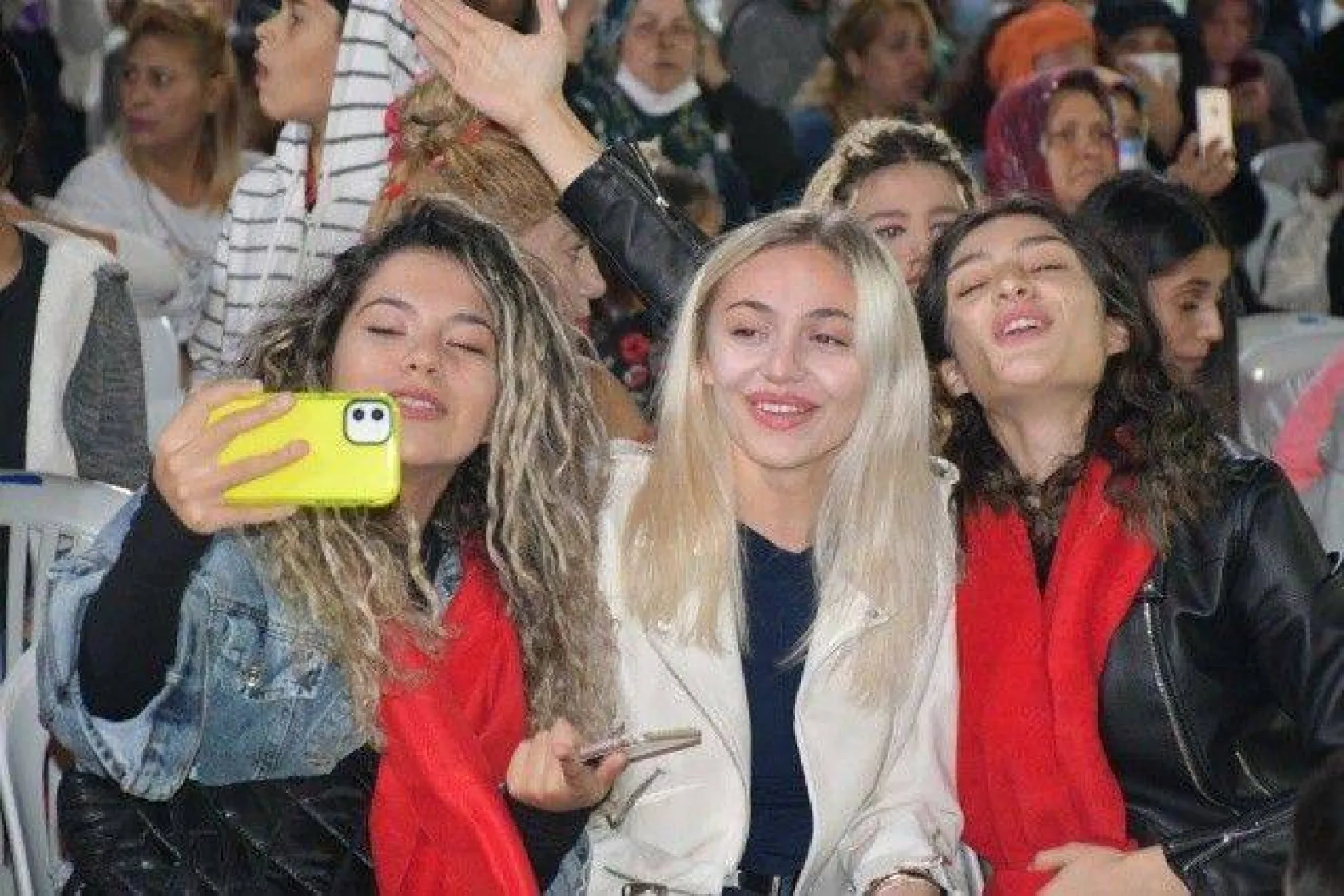 Silivri'de Dokuz Sekizlik Muhteşem Roman Gecesi