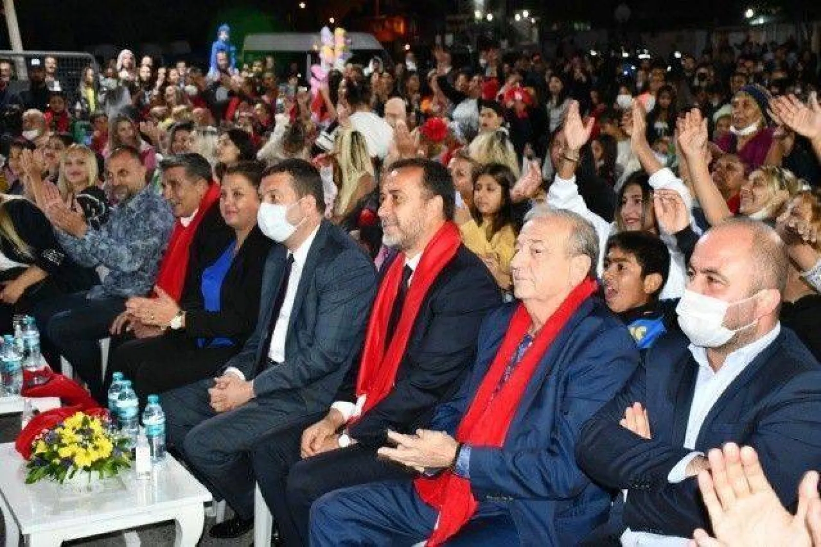 Silivri'de Dokuz Sekizlik Muhteşem Roman Gecesi