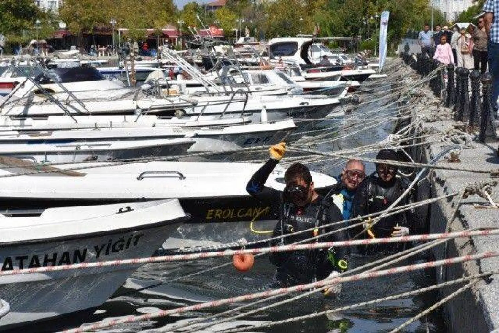 Başkan Yılmaz: 'Herkesi Kapısının Önünü Süpürmeye Davet Ediyorum'