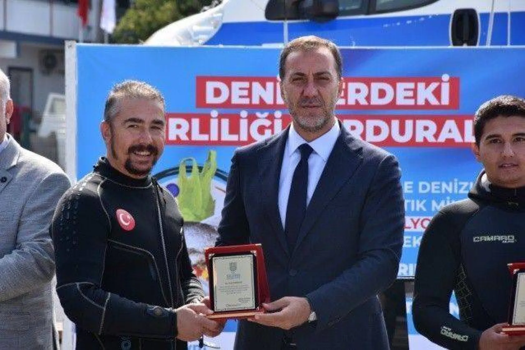 Başkan Yılmaz: 'Herkesi Kapısının Önünü Süpürmeye Davet Ediyorum'
