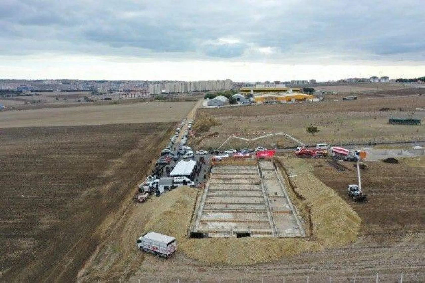 Bölgenin İlk ve Tek Hayvan Pazarı'nın Temeli Atıldı