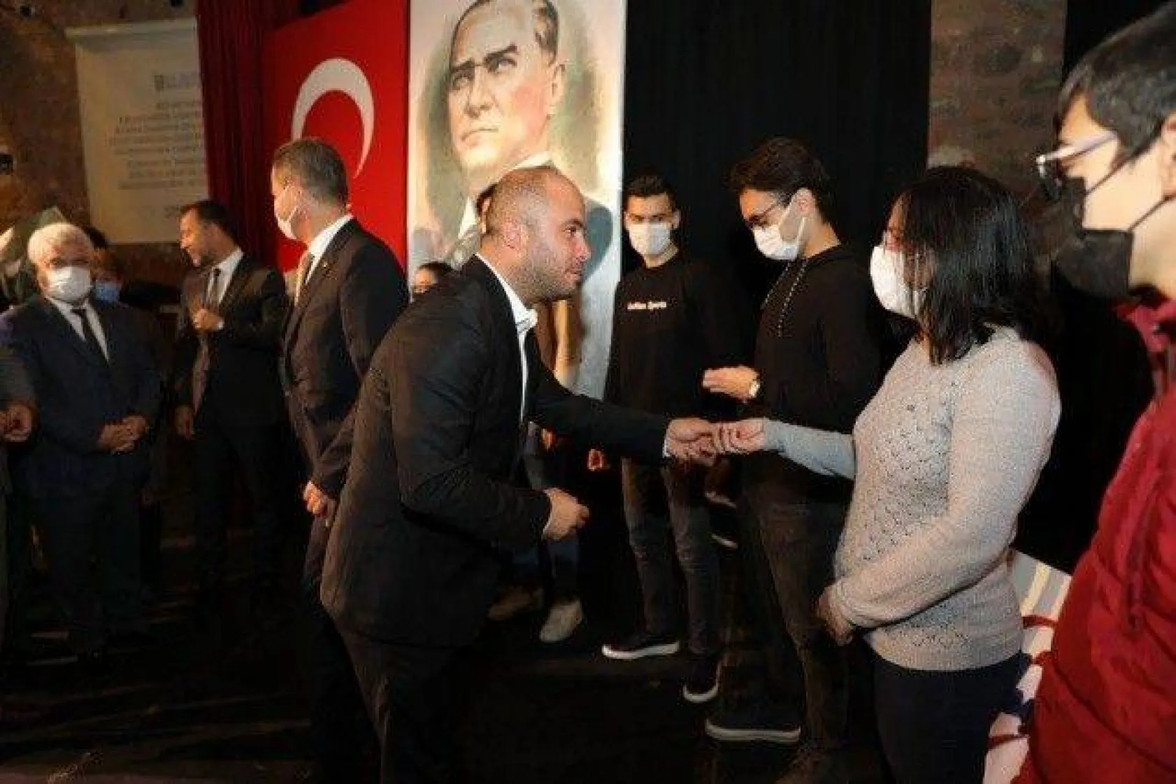 LGS ve YKS'de Dereceye Giren Öğrencilere Ödül Verildi