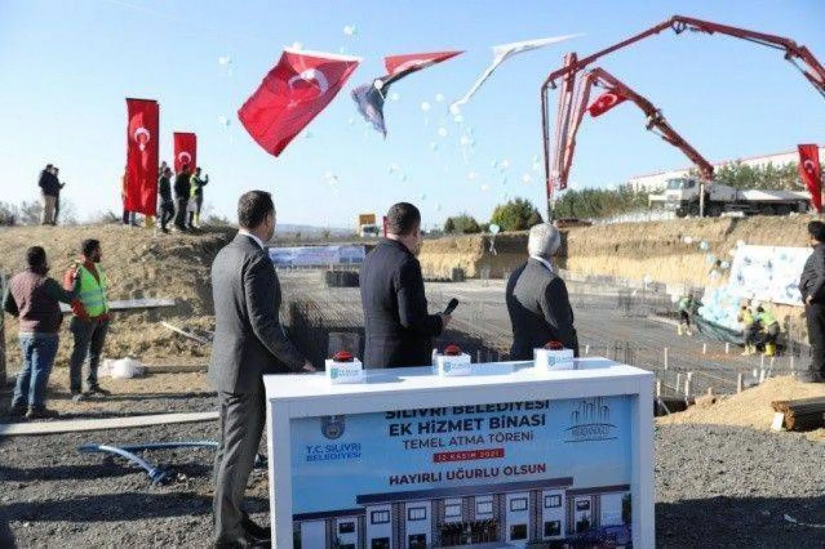 Konteynırlardan Konforlu Hizmet Binalarına Doğru