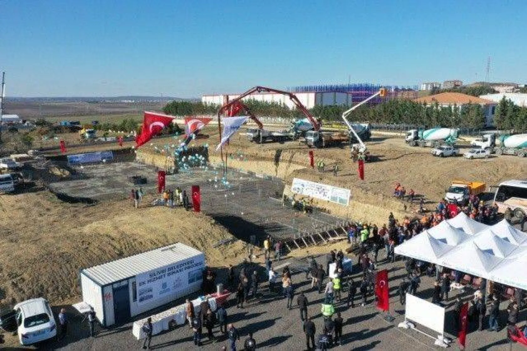 Konteynırlardan Konforlu Hizmet Binalarına Doğru