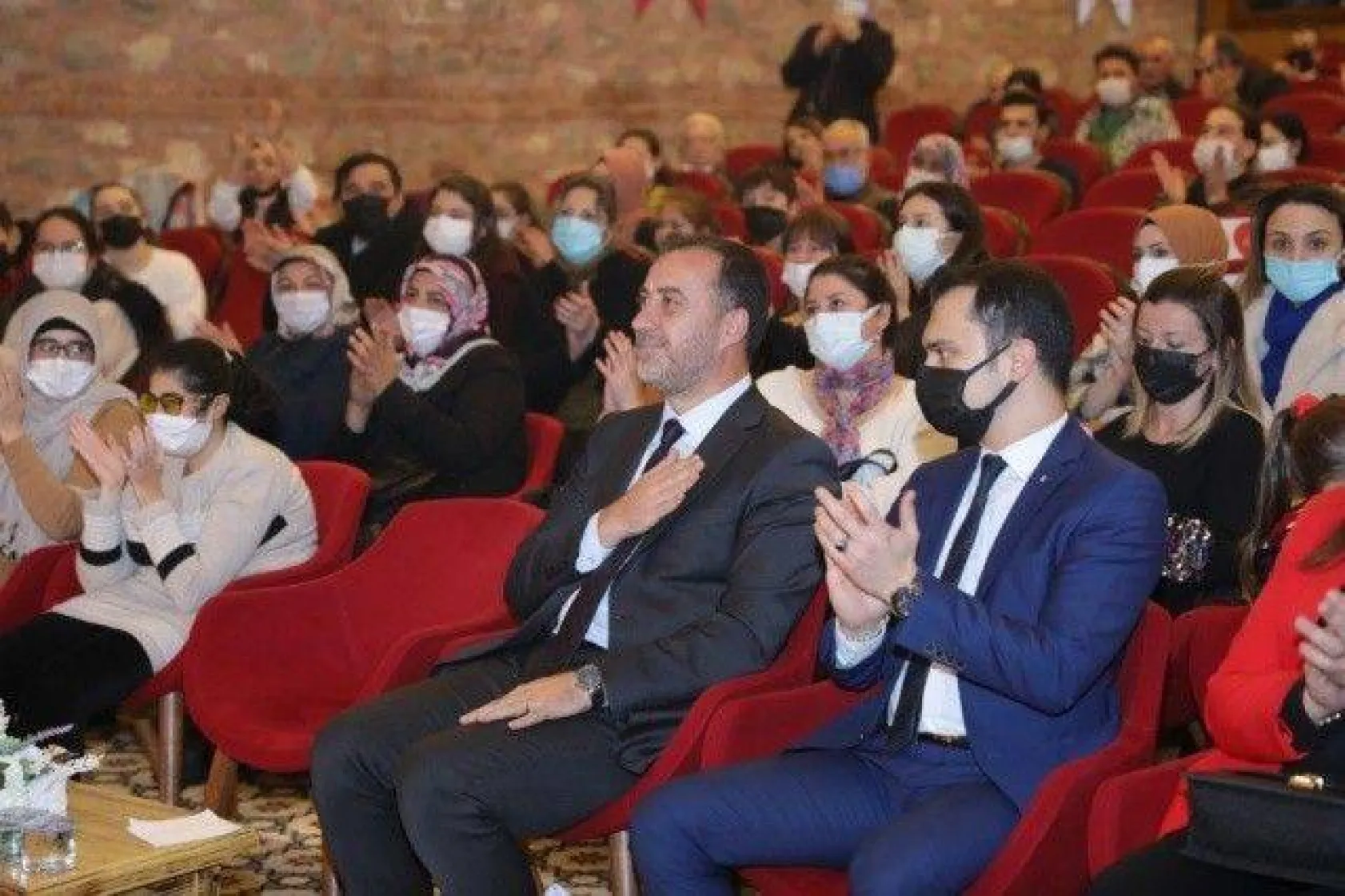 Silivri Belediyesi Engelleri Sevgi ile Aşıyor