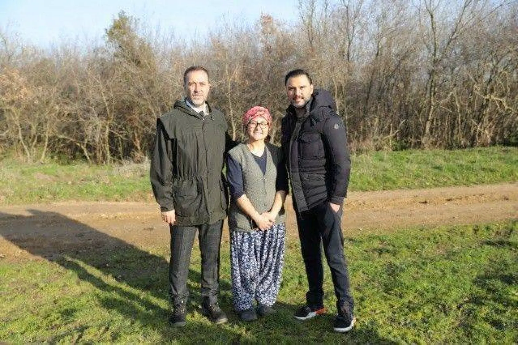 Başkan Yılmaz Sanatçı Alişan ile Gübre Serpme Aracı Kullandı