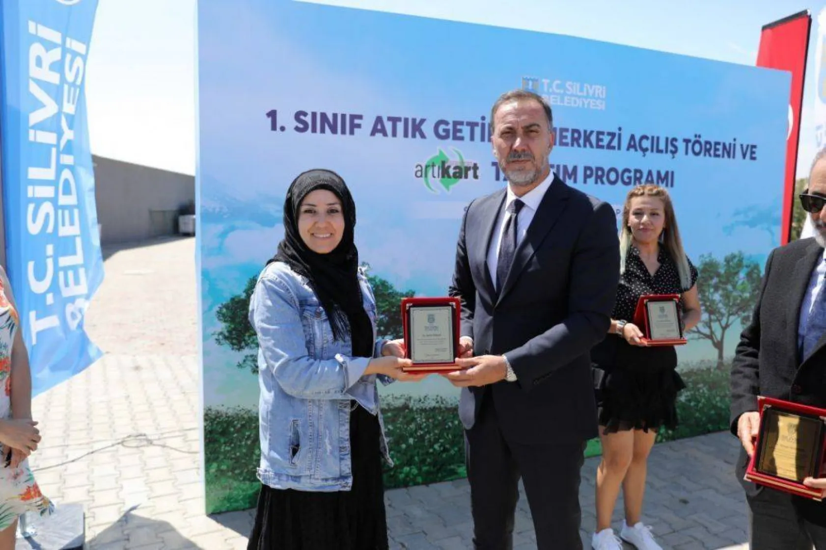 Atıklar bu merkezde ekonomiye dönecek