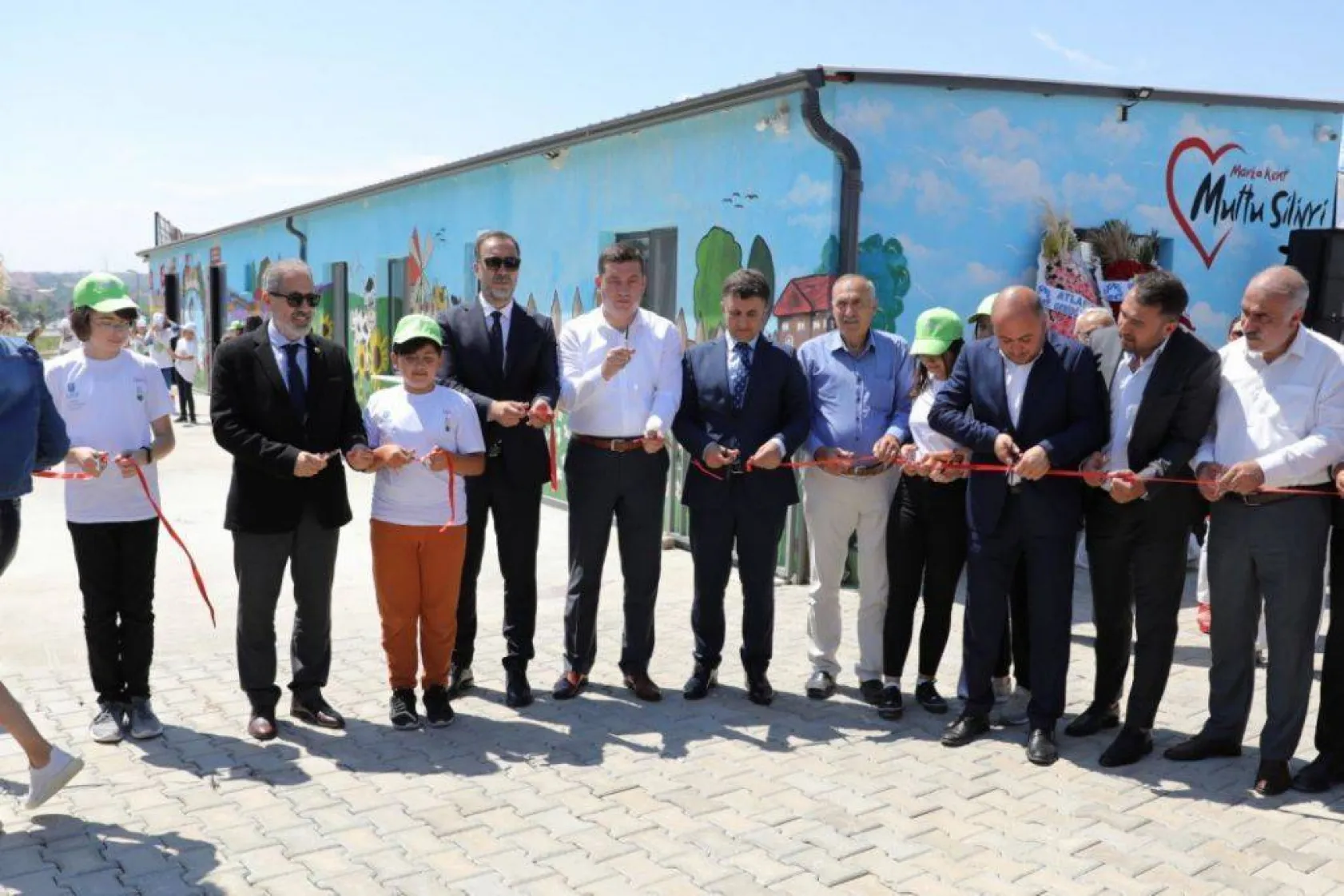 Atıklar bu merkezde ekonomiye dönecek