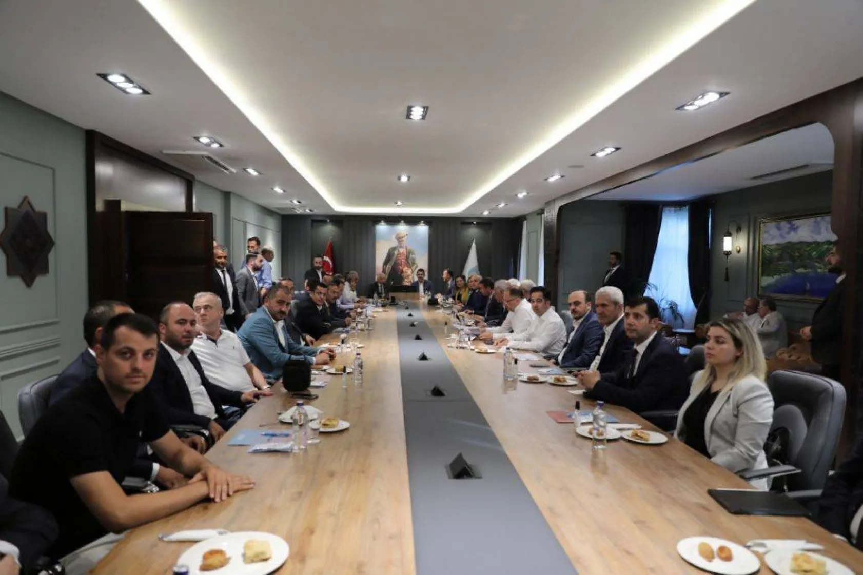 Millet bahçesinde ilk fidanlar toprakla buluştu