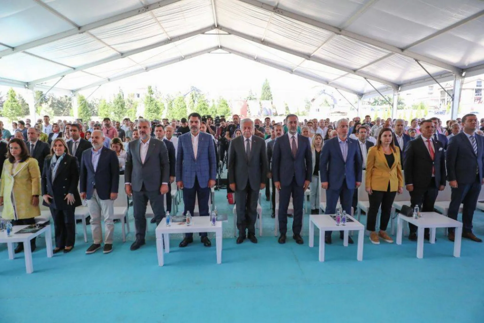 Millet bahçesinde ilk fidanlar toprakla buluştu