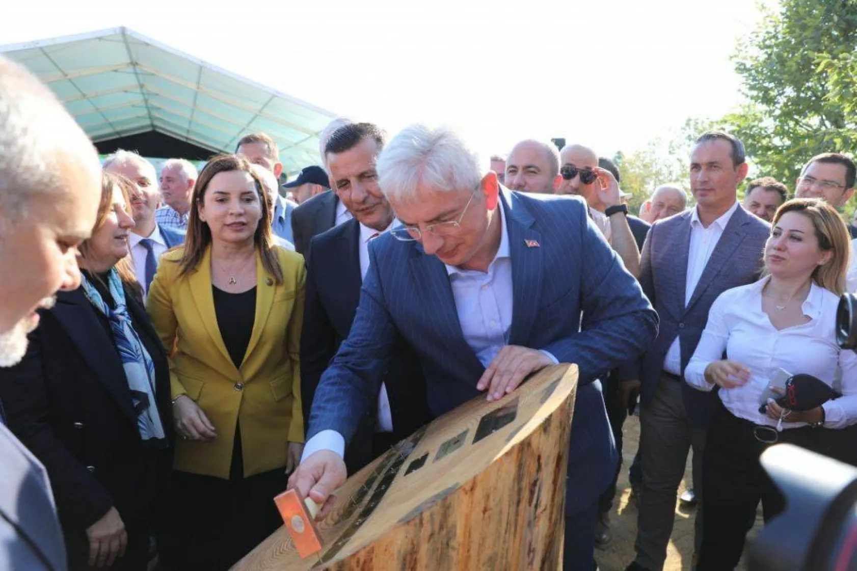 Millet bahçesinde ilk fidanlar toprakla buluştu